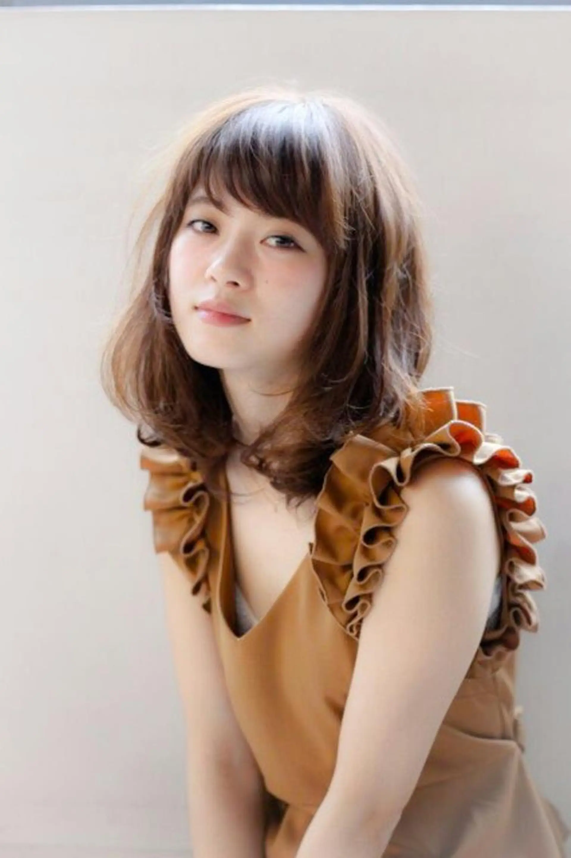 ミディアム 鎌倉 彩のヘアスタイル