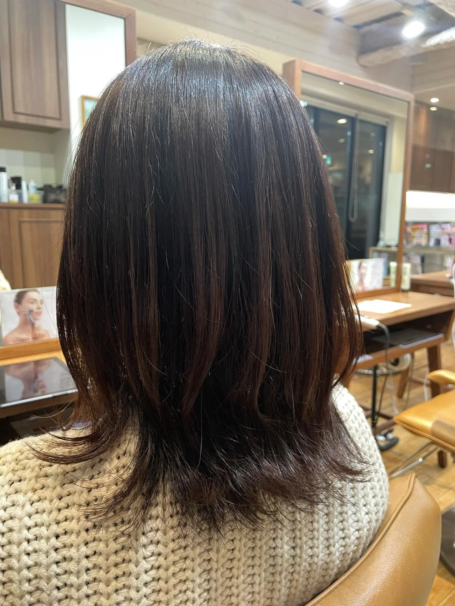 ミディアム 山本　恵 (やまもと  けい)のヘアスタイル