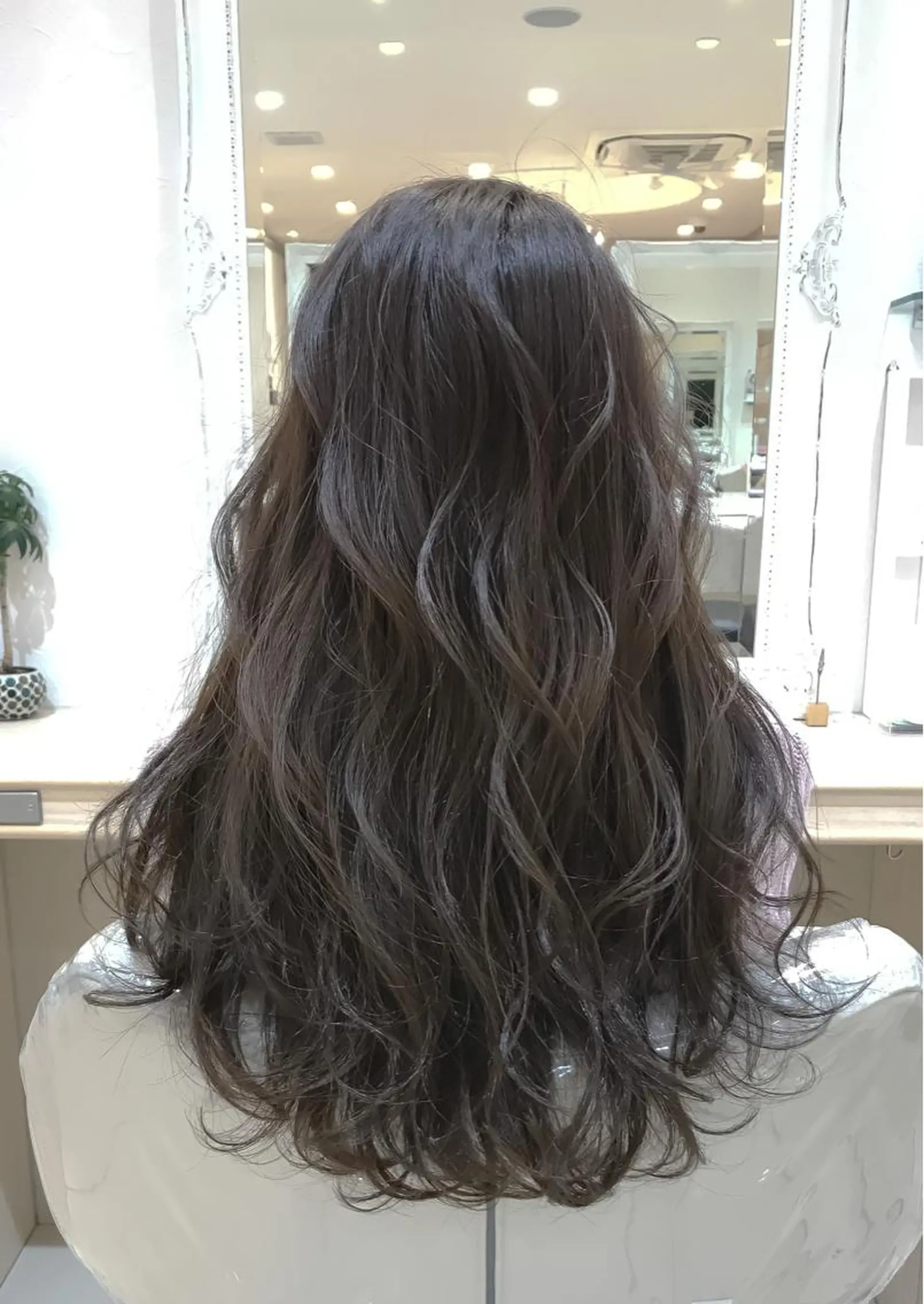 ロング カラー ブラウンカラー 内田 敦士のヘアスタイル