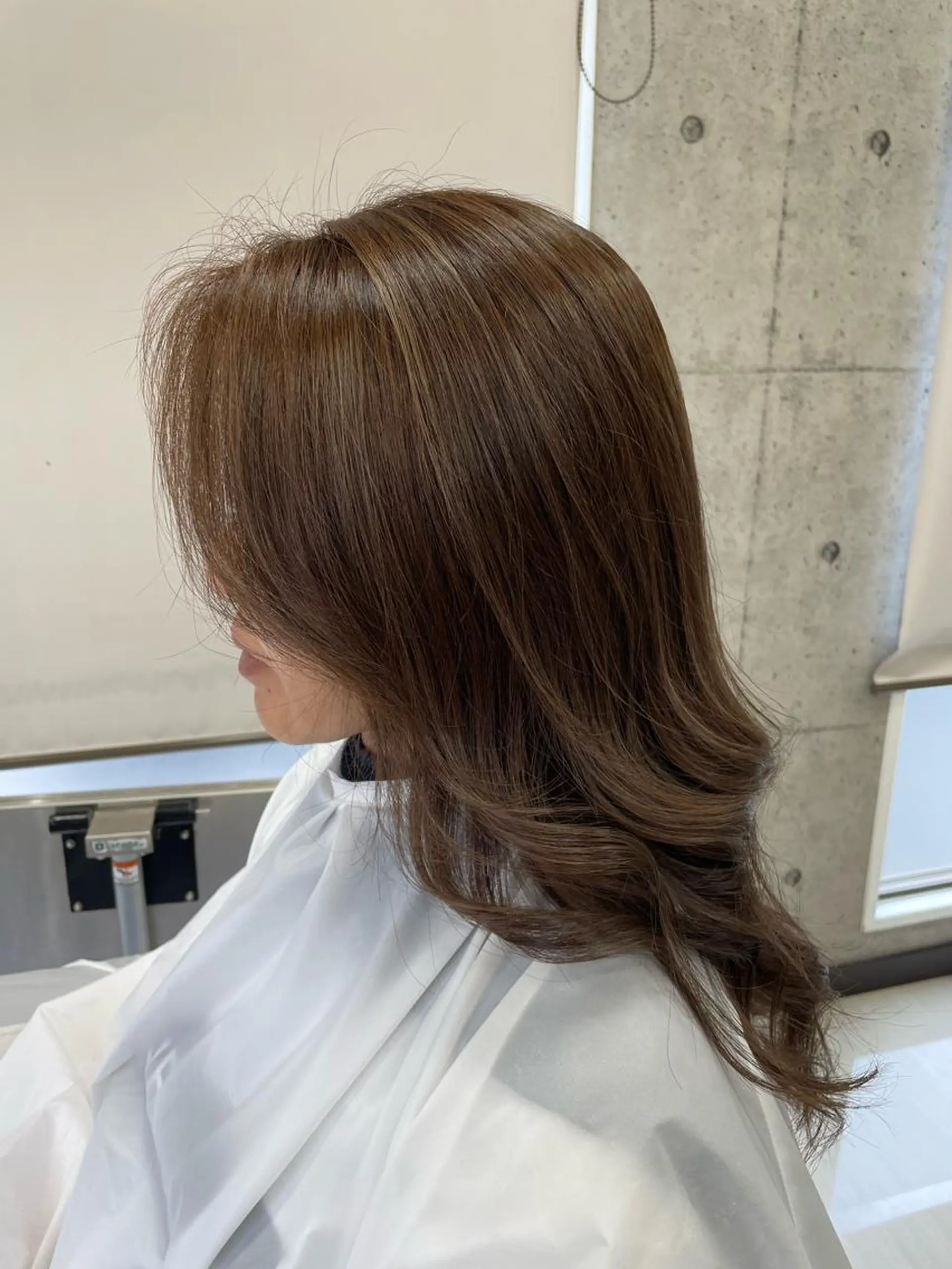 セミロング ヘアカラー 色川 優斗《髪質改善》のヘアスタイル