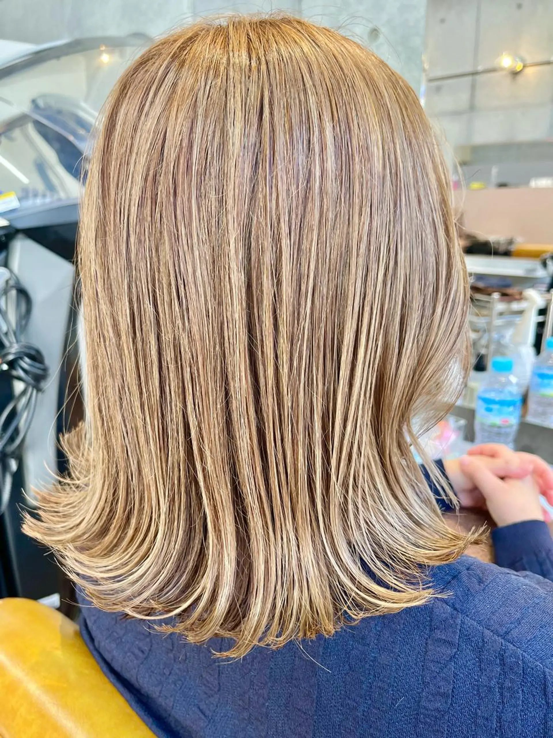 セミロング カラー カコ/レイヤーカット ヘアアレンジのヘアスタイル