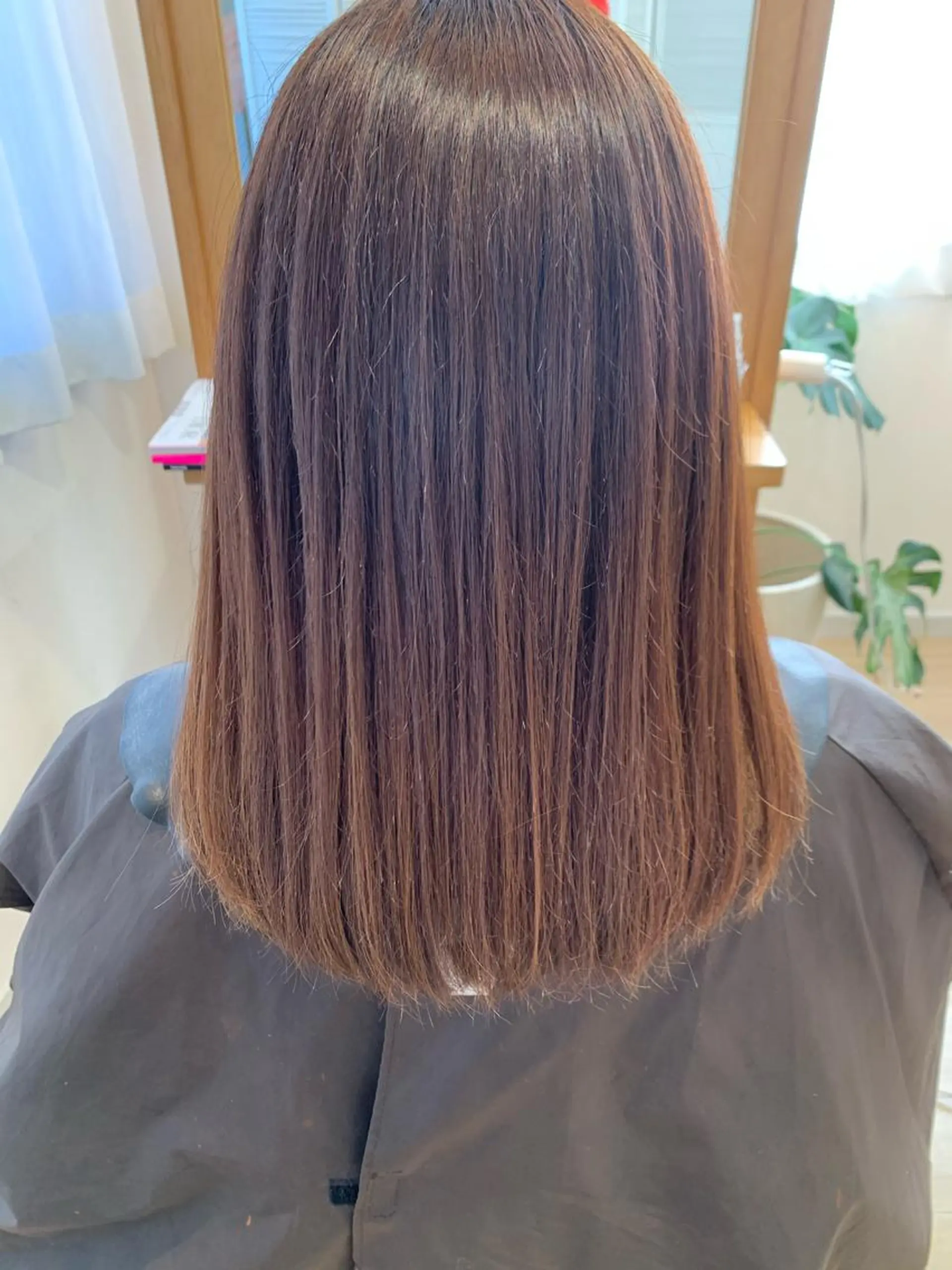 ミディアム トリートメント 酸熱トリートメント 山中 かりんのヘアスタイル