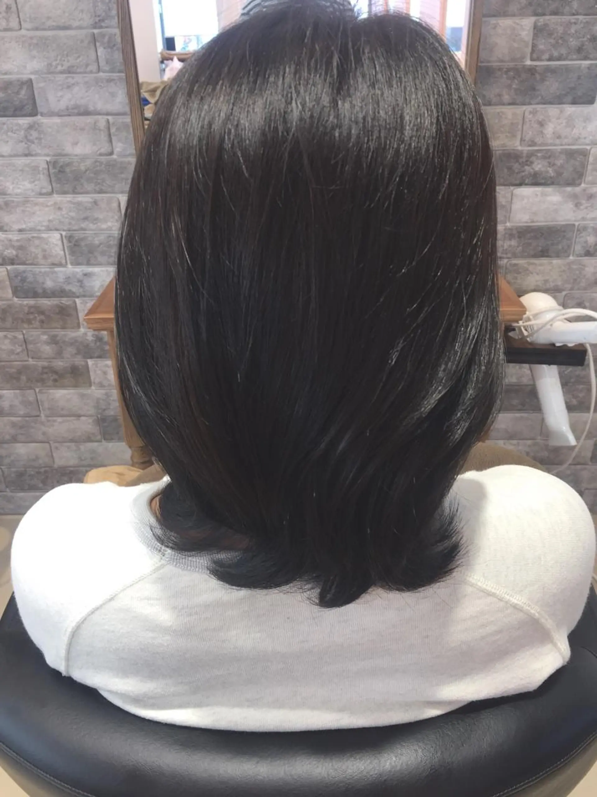 ミディアム カット ヘアカラー トリートメント 所渉/韓国レイヤー /ウルフカットのヘアスタイル