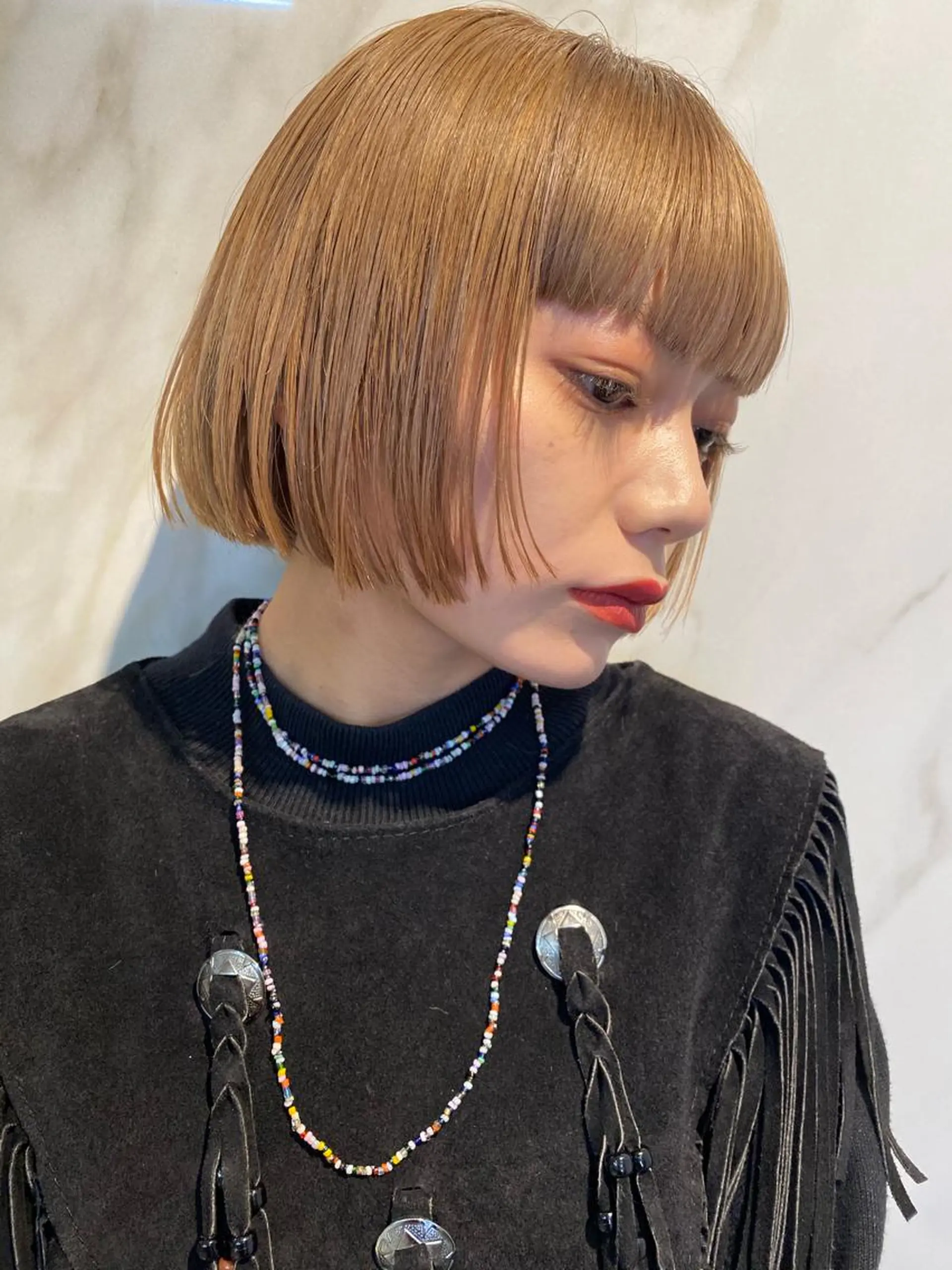 ショート カラー 切りっぱなしボブ ベージュカラー ボブ カット ヘアカラー トリートメント SALOWIN所属・ブリーチ✨ ボブ✨レイヤーのヘアスタイル