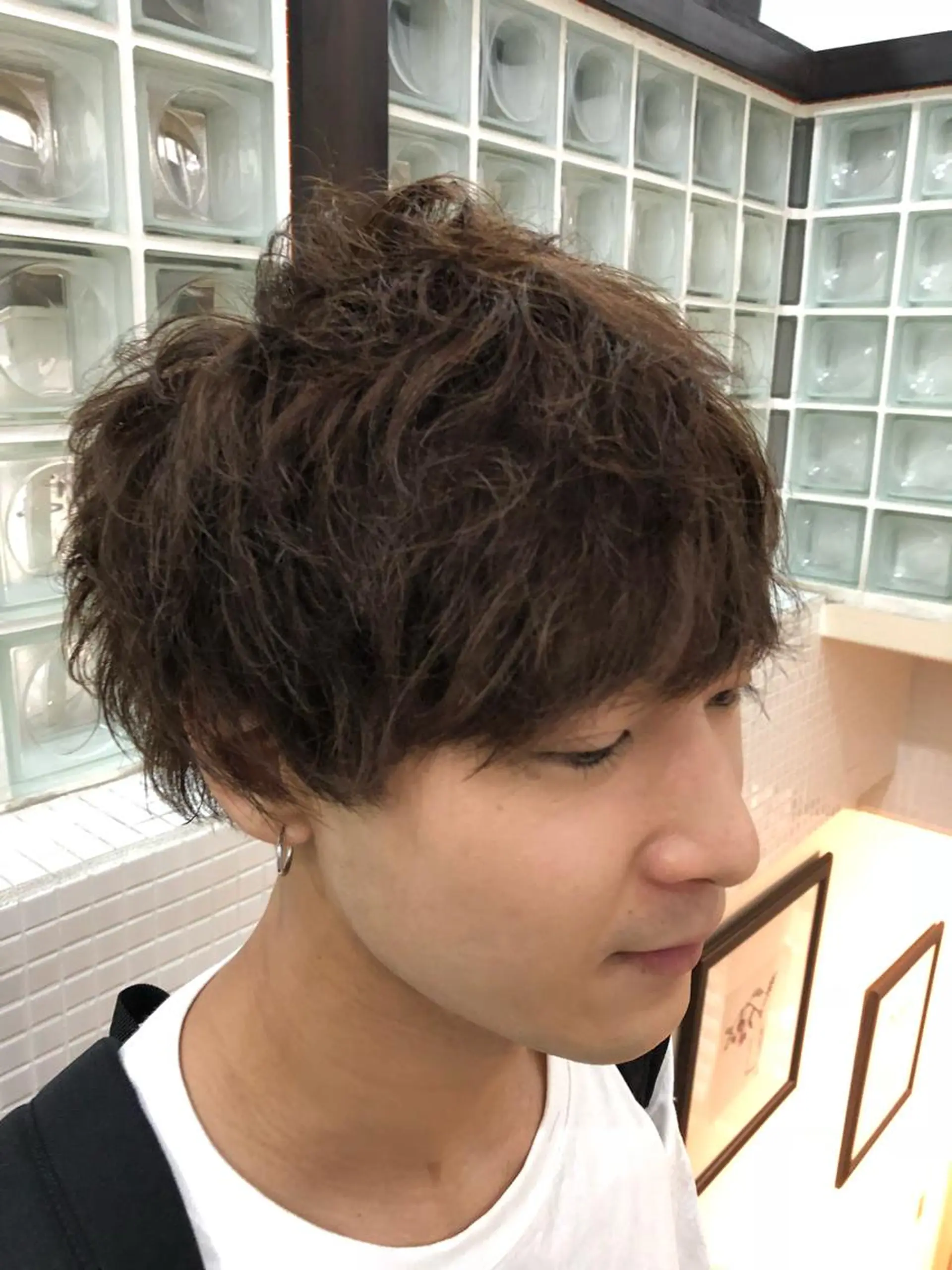 メンズ メンズブリーチ メンズパーマ カット パーマ カ レラのヘアスタイル