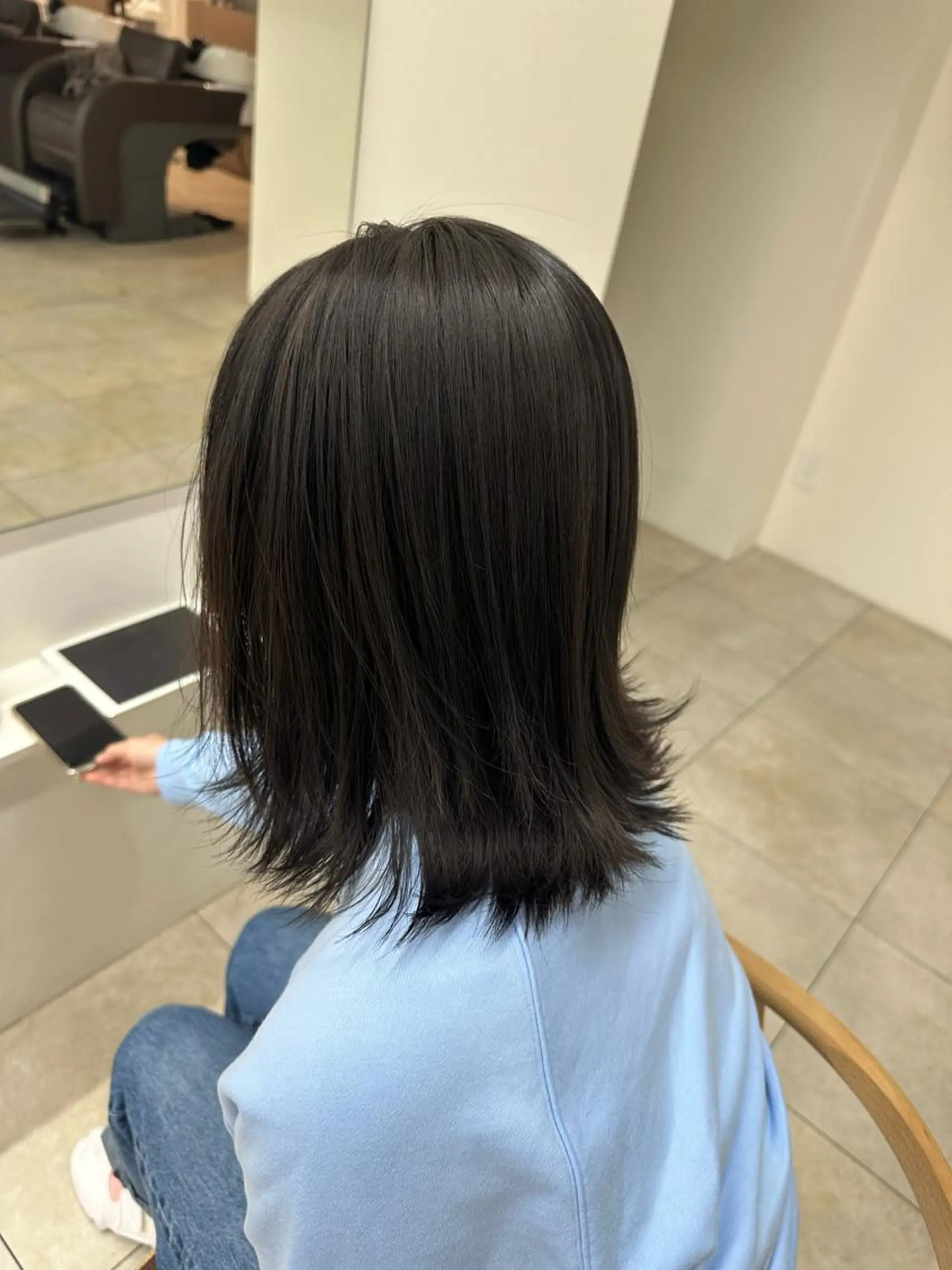 カラー アッシュ アッシュブラウン ブラウンカラー 林 莉央のヘアスタイル