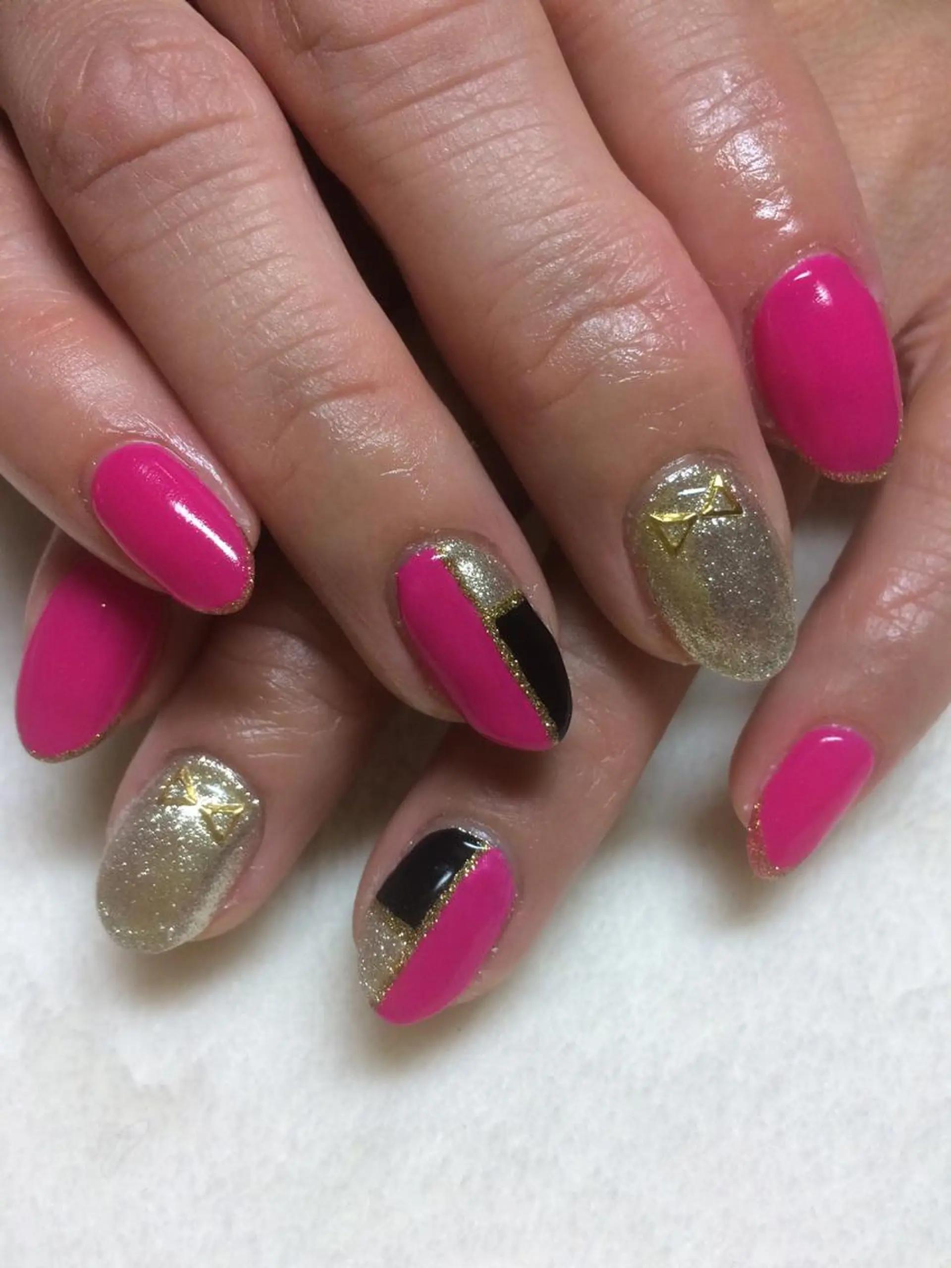 ネイル さゆりネイル&ビューティーサロン所属・古屋 早友里のネイルデザイン