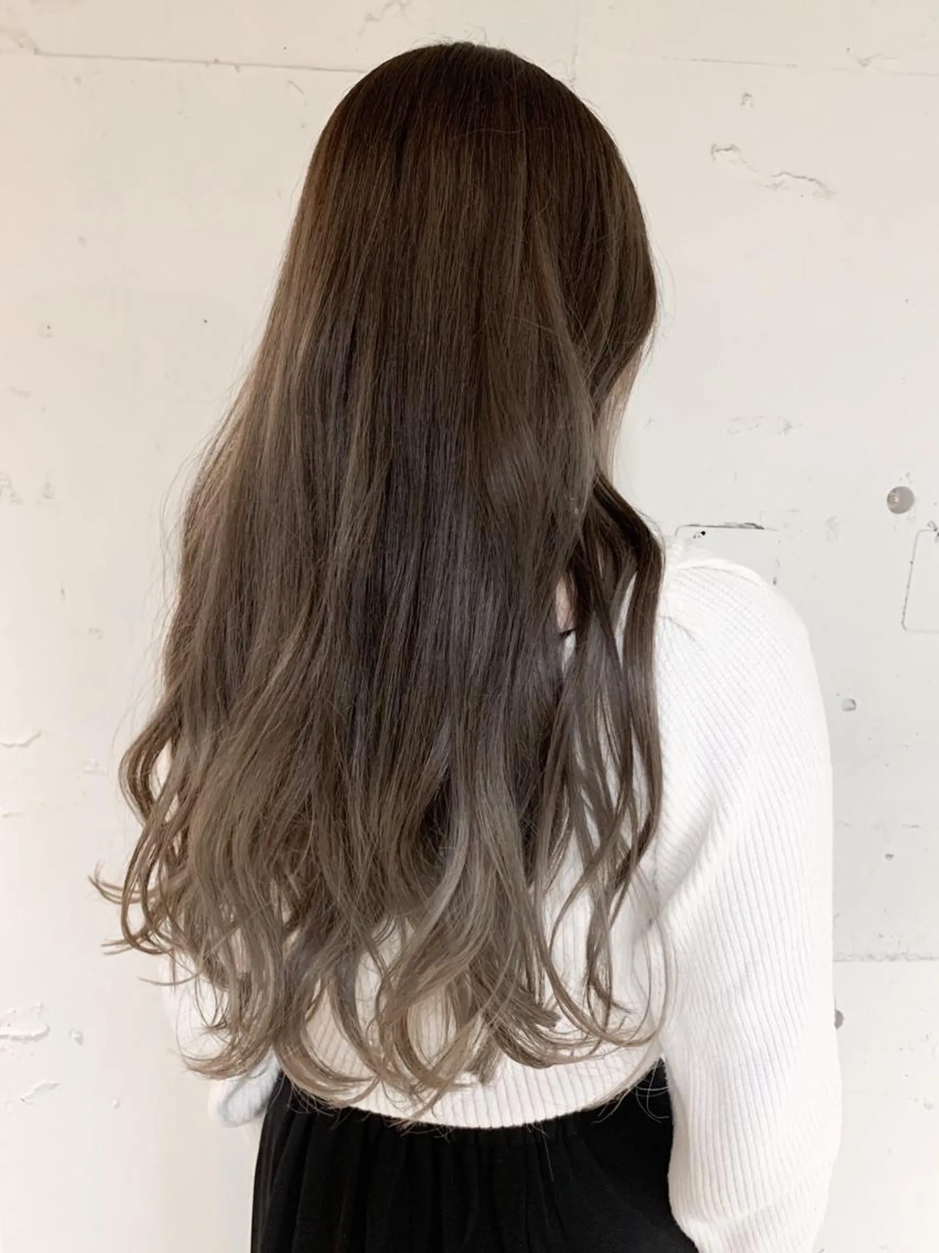 ロング カラー ヘアアレンジ カット ヘアカラー トリートメント yuka .のヘアスタイル