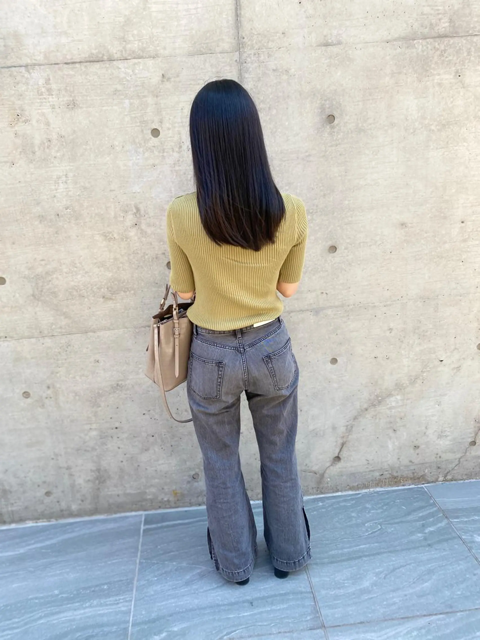 セミロング アッシュ opus 店長大和 レイヤー/赤み消しのヘアスタイル