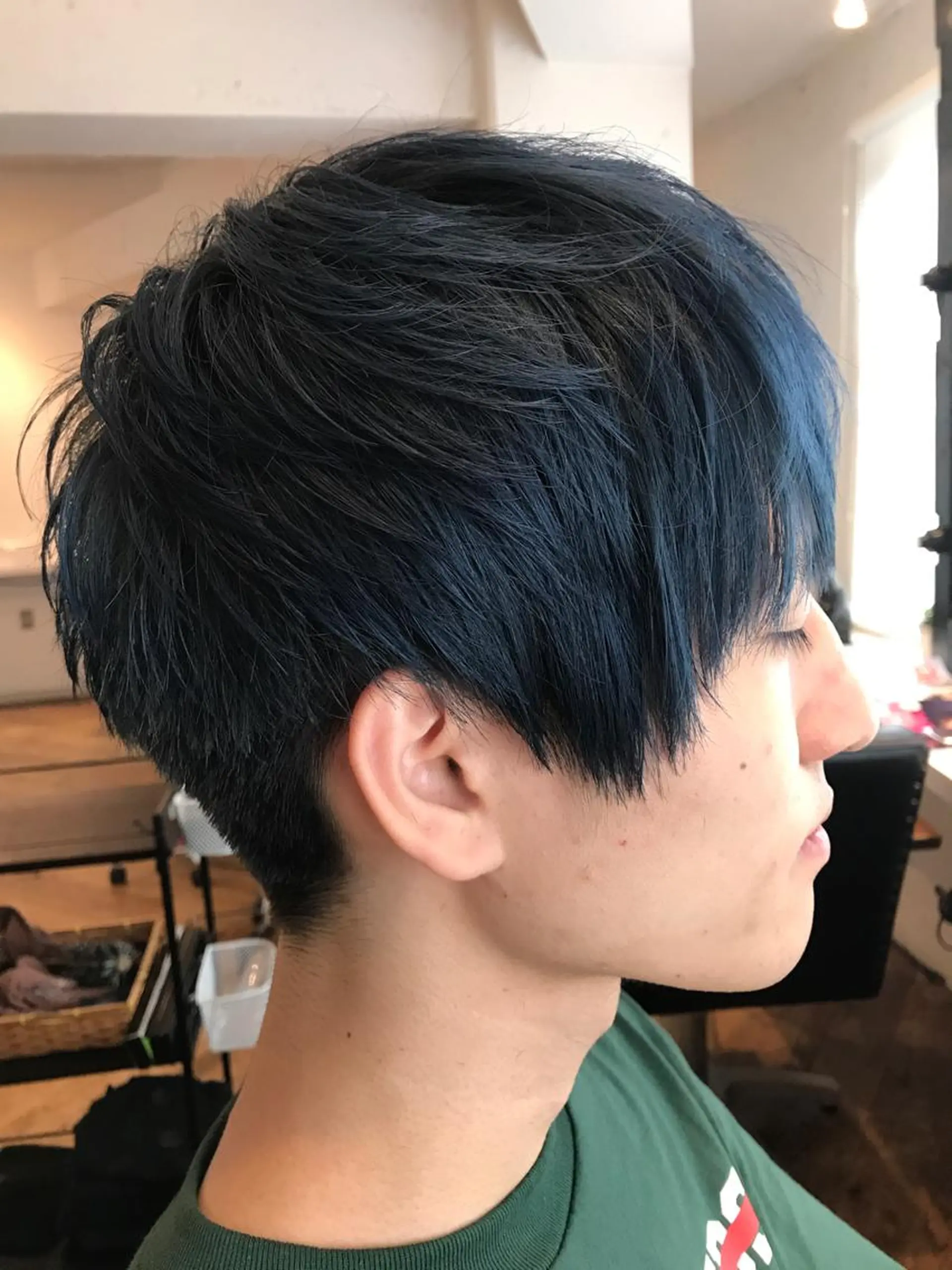 ショート カラー メンズ ブルーカラー 代官山/恵比寿所属・髪質改善/縮毛矯正 専門　代官山/恵比寿のヘアスタイル