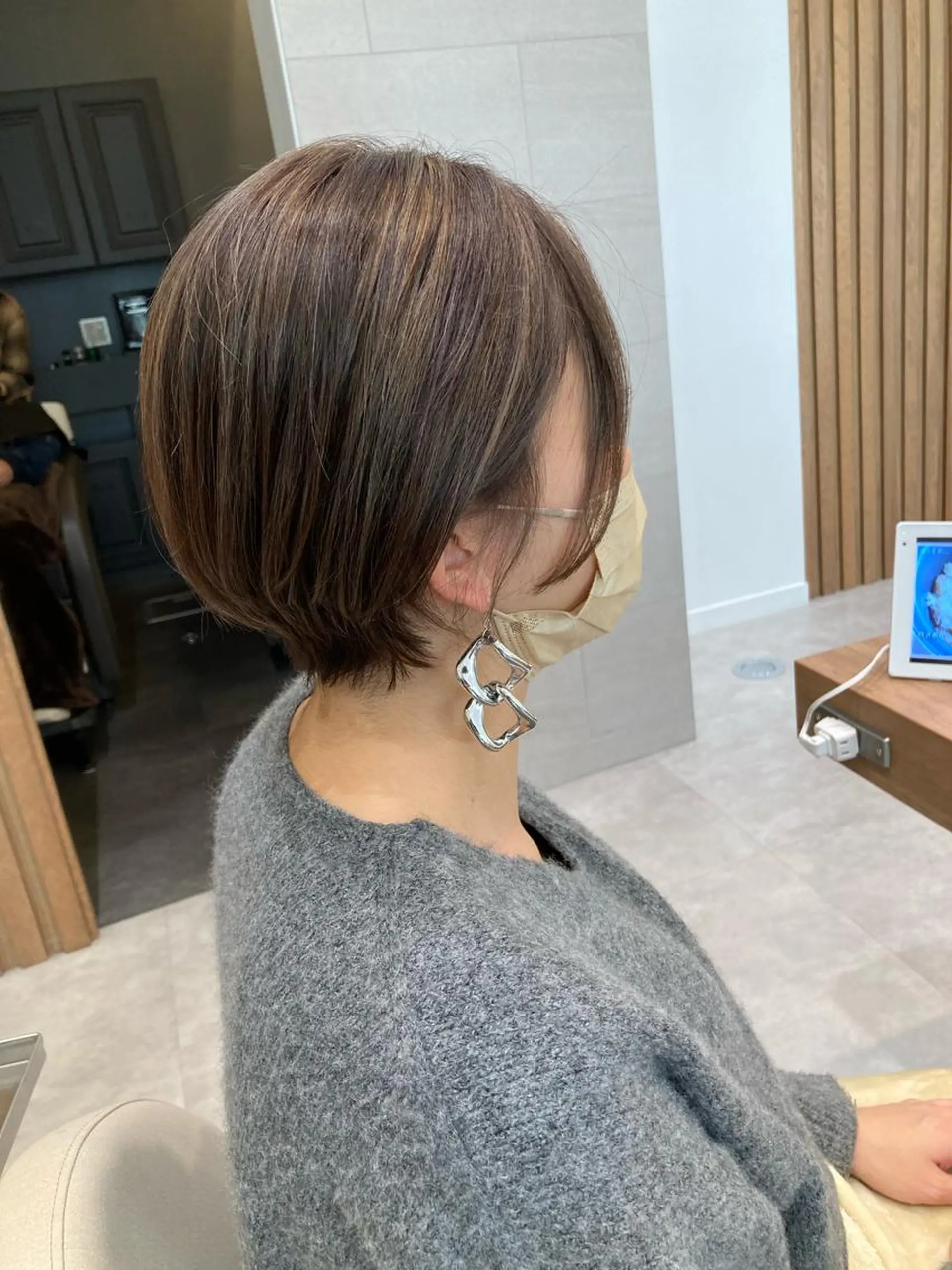 ショート カラー 一ノ瀬 蘭のヘアスタイル