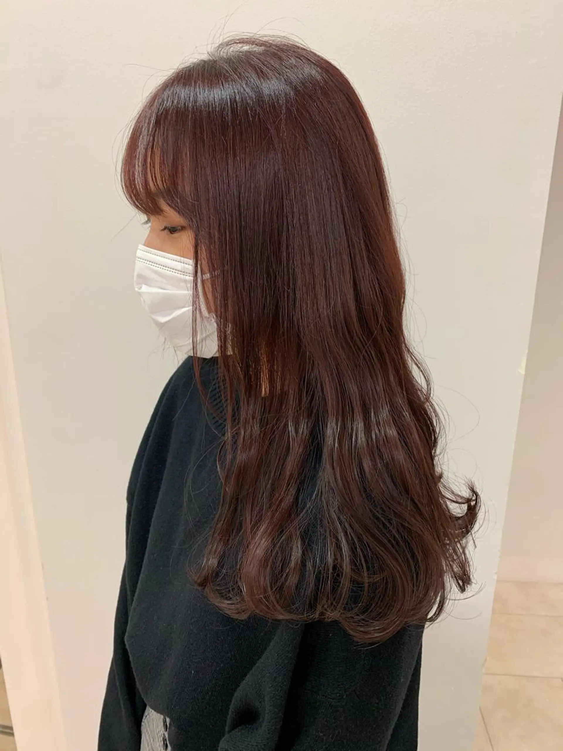 ロング カラー カット ヘアカラー 顔まわりカット✄ ベージュカラー🧸のヘアスタイル