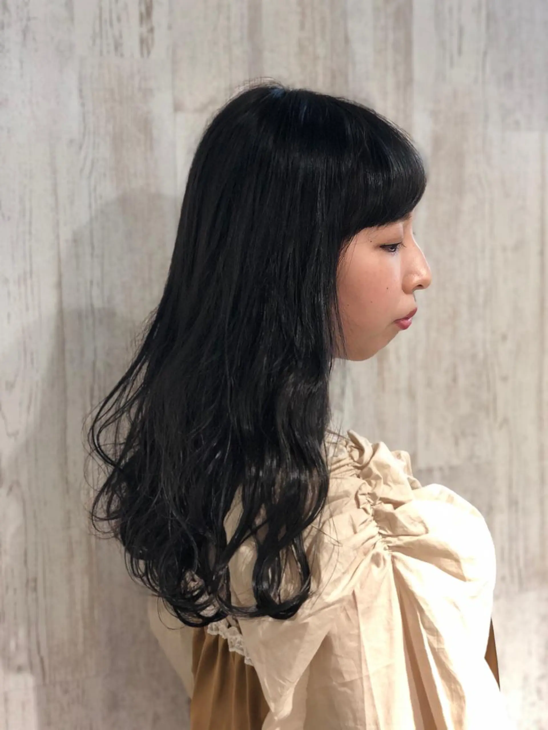 セミロング カラー 大場 優のヘアスタイル