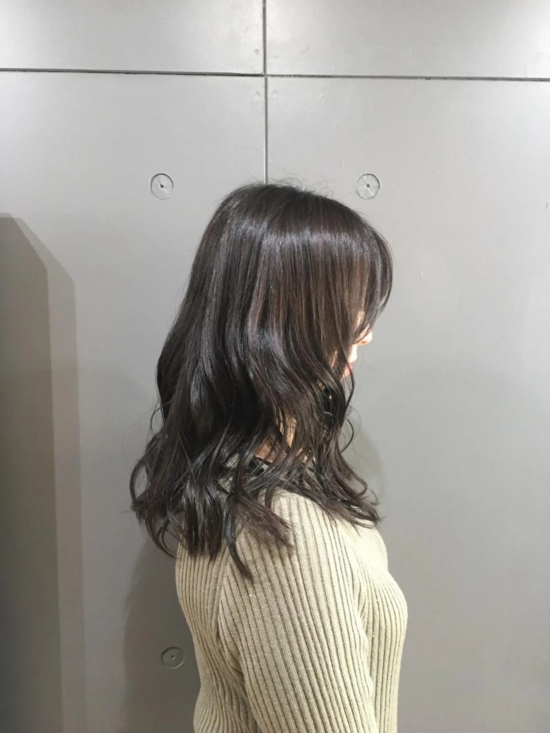 ロング ヘアカラー 佐藤 実咲のヘアスタイル