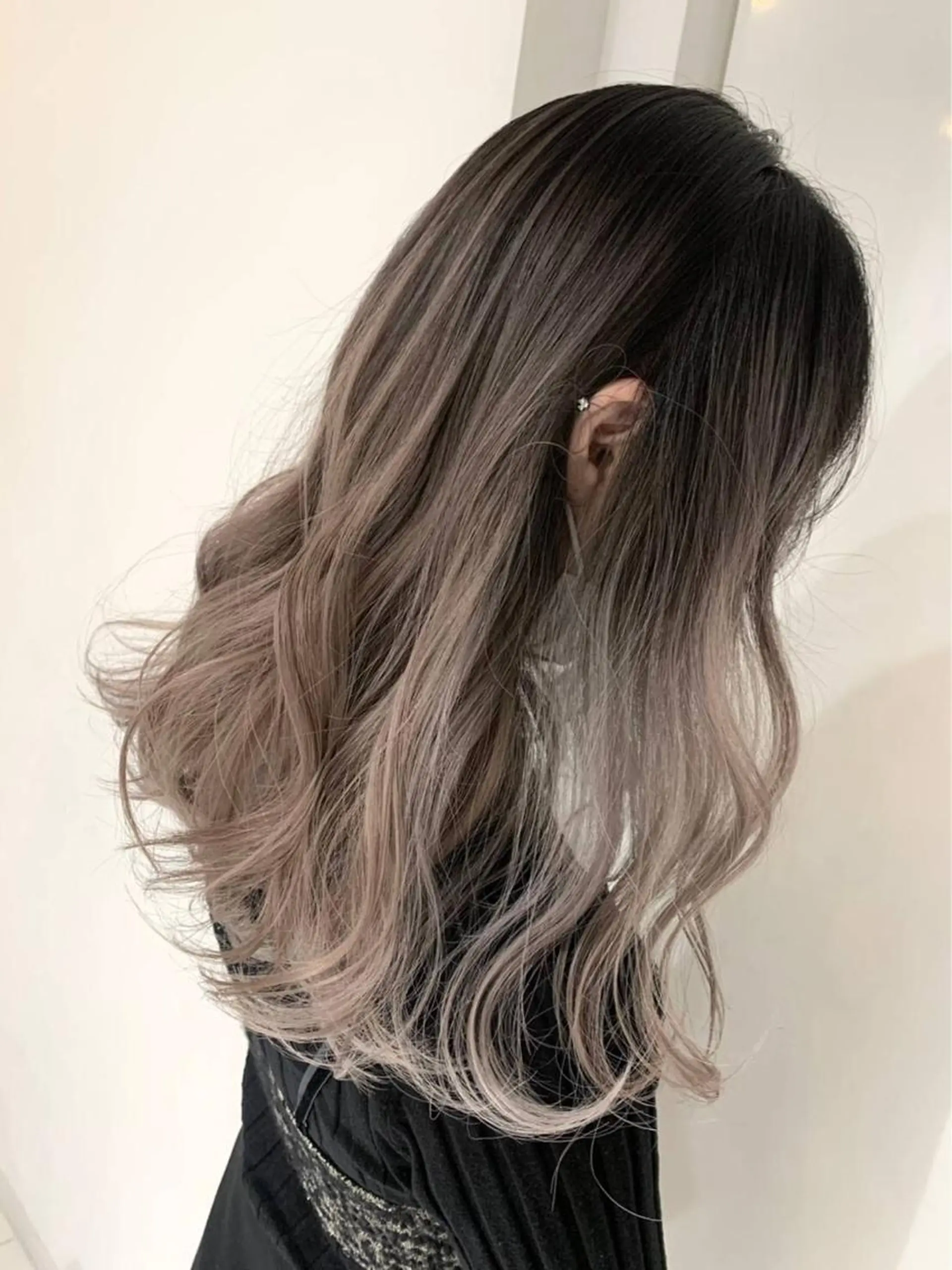 セミロング 切りっぱなしボブ アッシュ ボブ ハイライト レイヤーカット ✨美髪透明感ソムリエ ✨💎KAZU💎のヘアスタイル