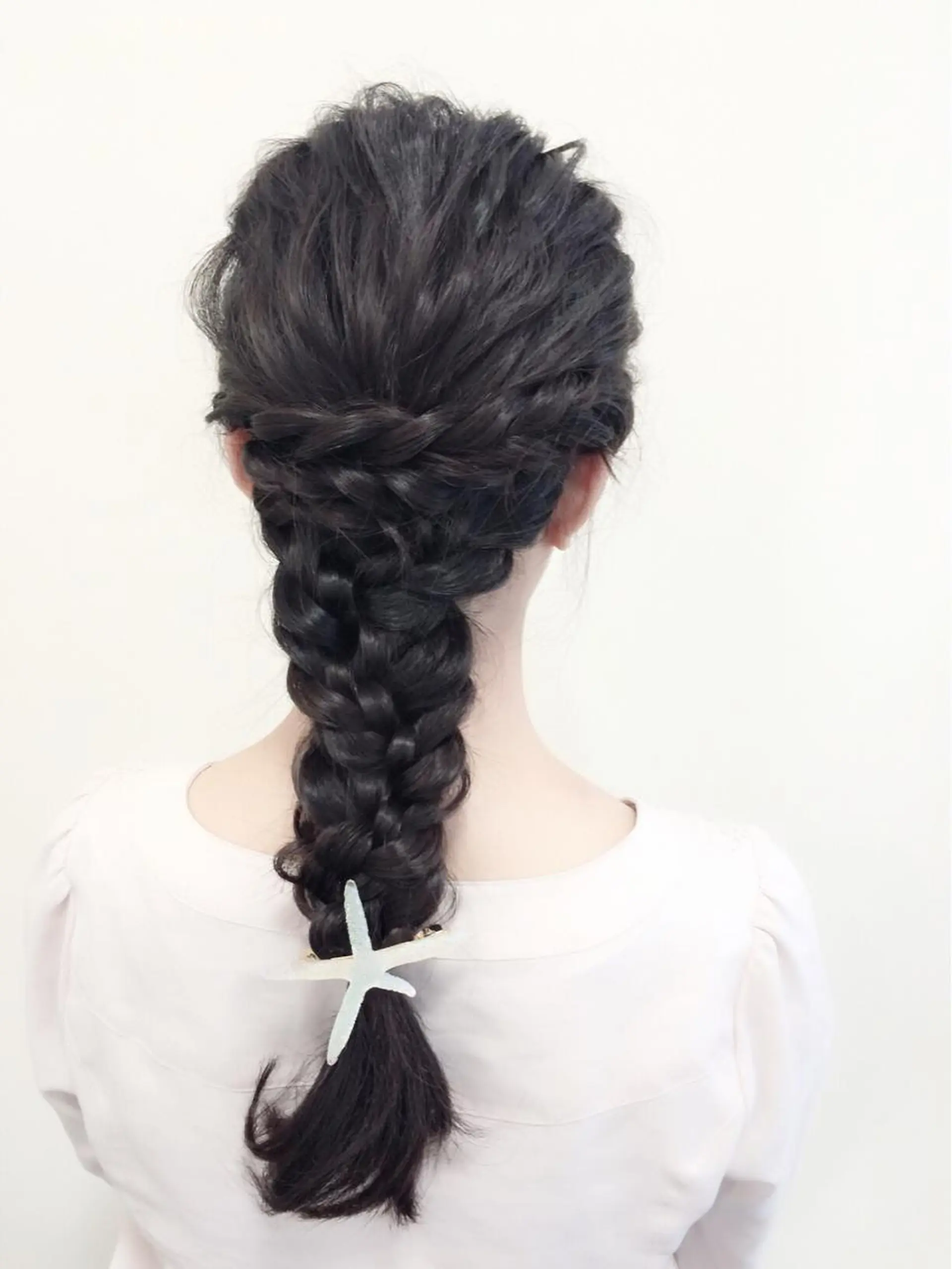 ロング ヘアアレンジ 三つ編み 沢田 瞳のヘアスタイル