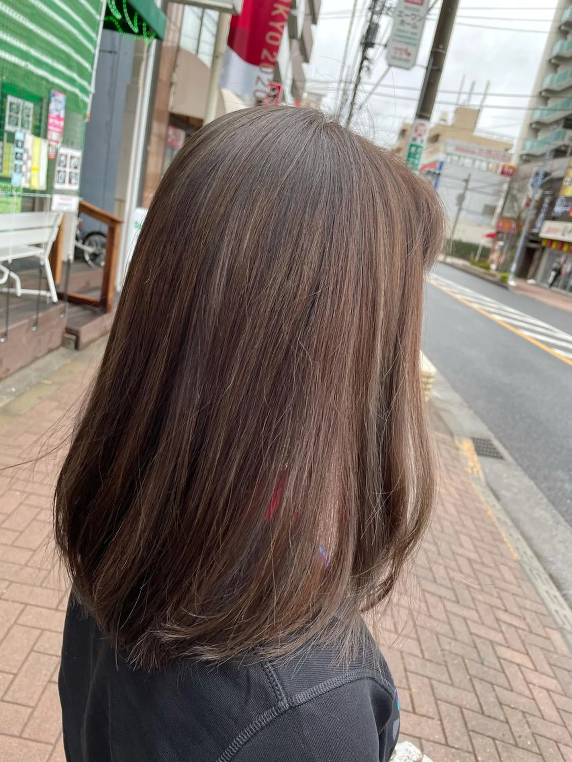 ミディアム カラー グレージュ ハイライトカラー ハイライト カット ヘアカラー AN'TIA小作所属・AN'TIA小作代表 ⭐︎kazuma⭐︎のヘアスタイル