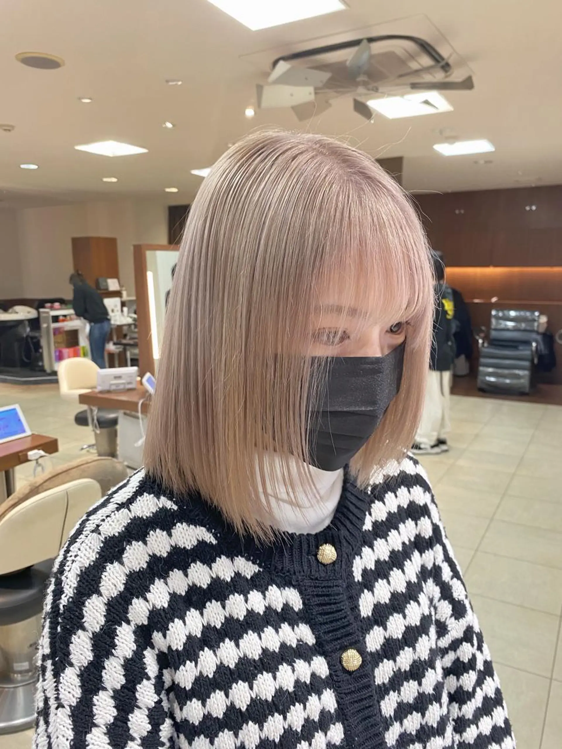 ショート カラー ブリーチ指名No.1 Daikiのヘアスタイル