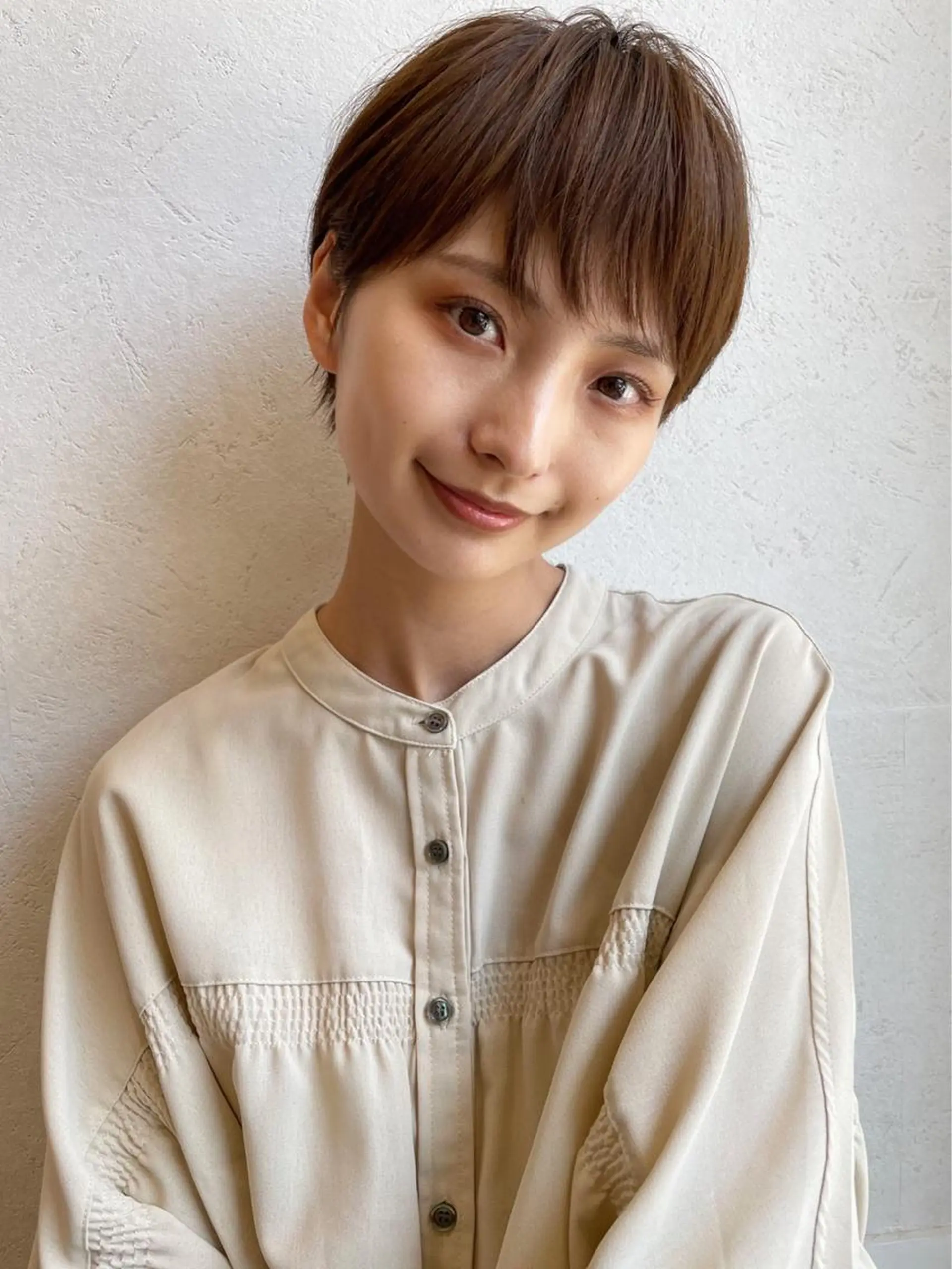 ショート カラー 似合わせ レイヤー須川のヘアスタイル