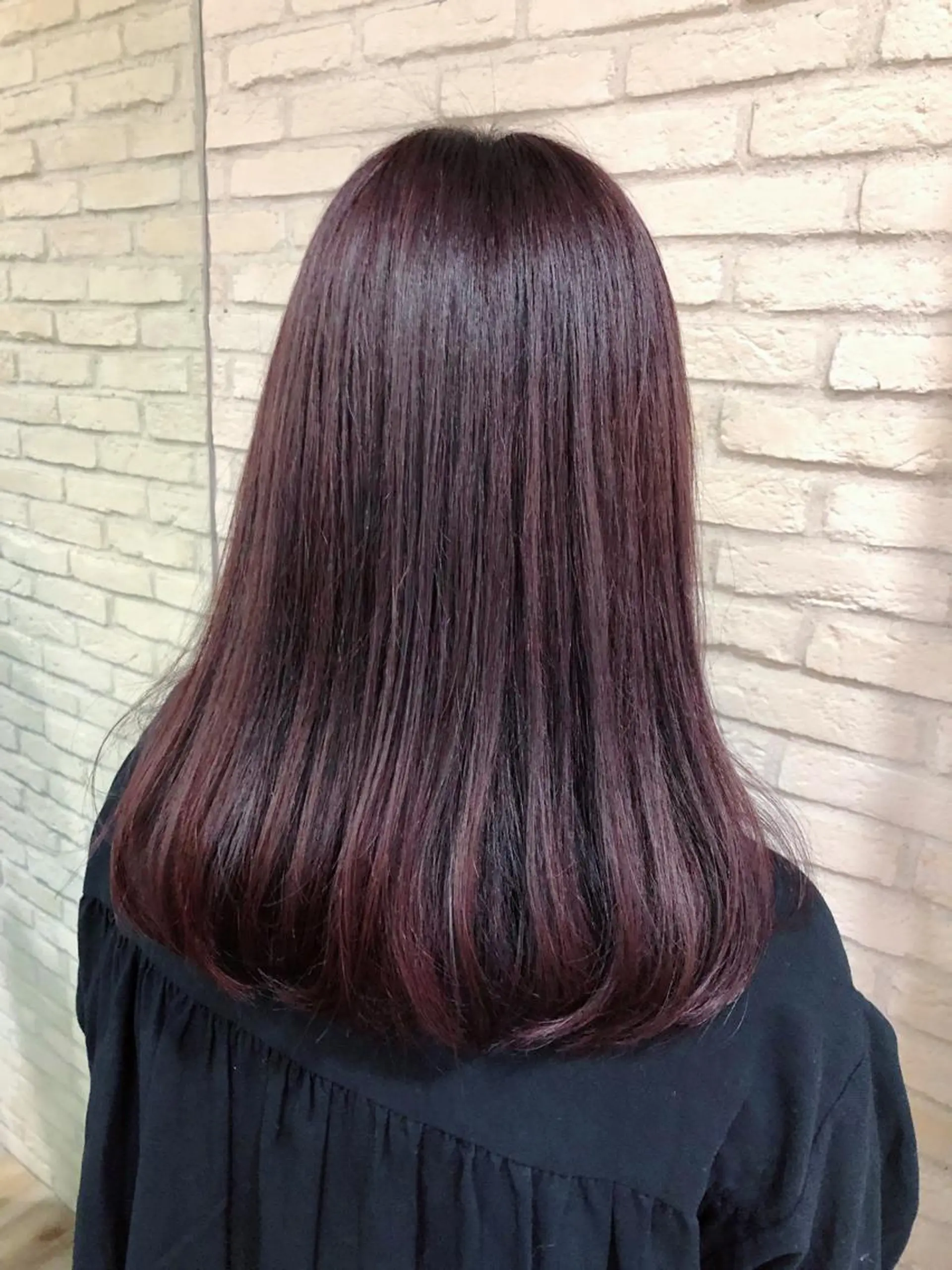 セミロング カラー ボルドーカラー HAUS 片山みほのヘアスタイル