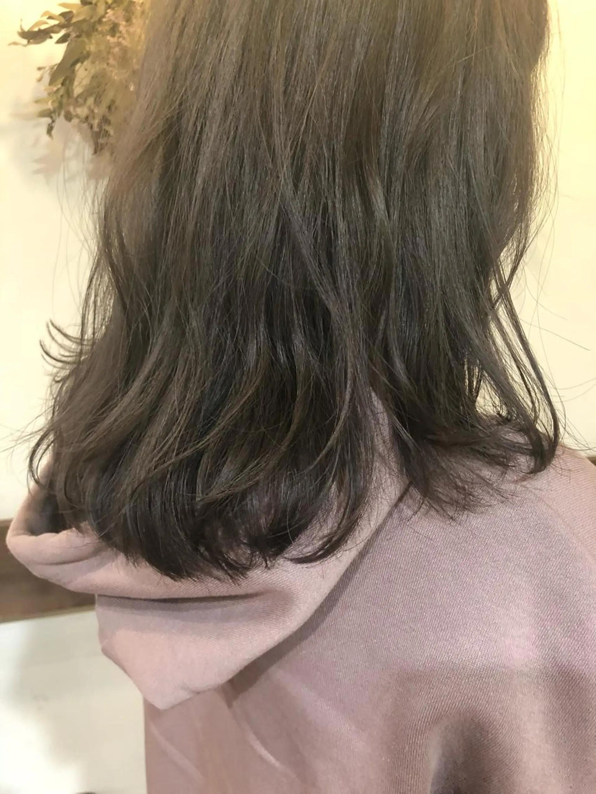 カラー florent所属・蓬莱 美穂のヘアスタイル