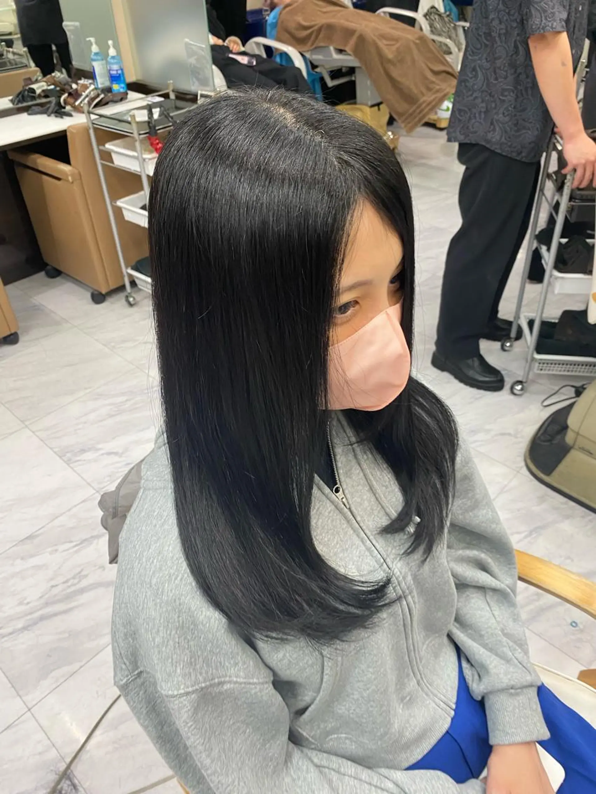 ロング レイヤーカット シャギー 目黒 碧人のヘアスタイル