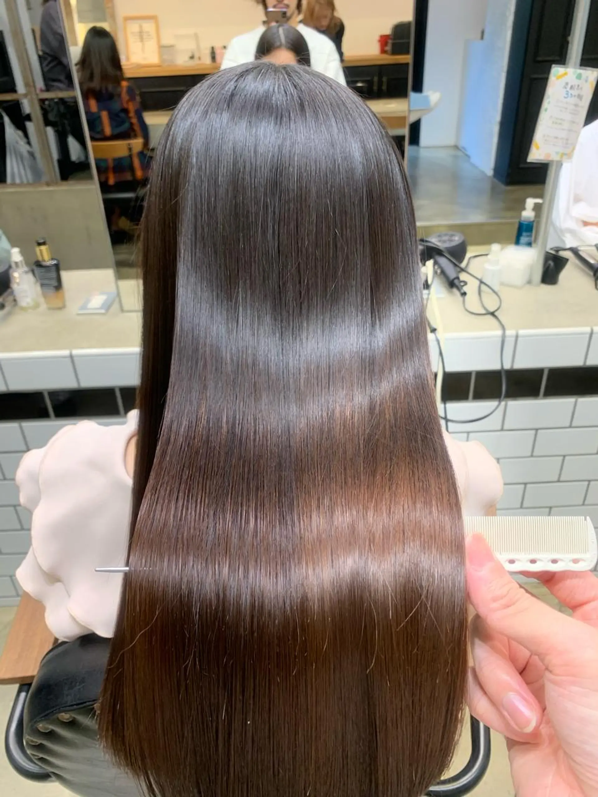 ロング メンズ眉毛ITSUK Iメンズ専門　新宿の眉毛・アイブロウイメージ