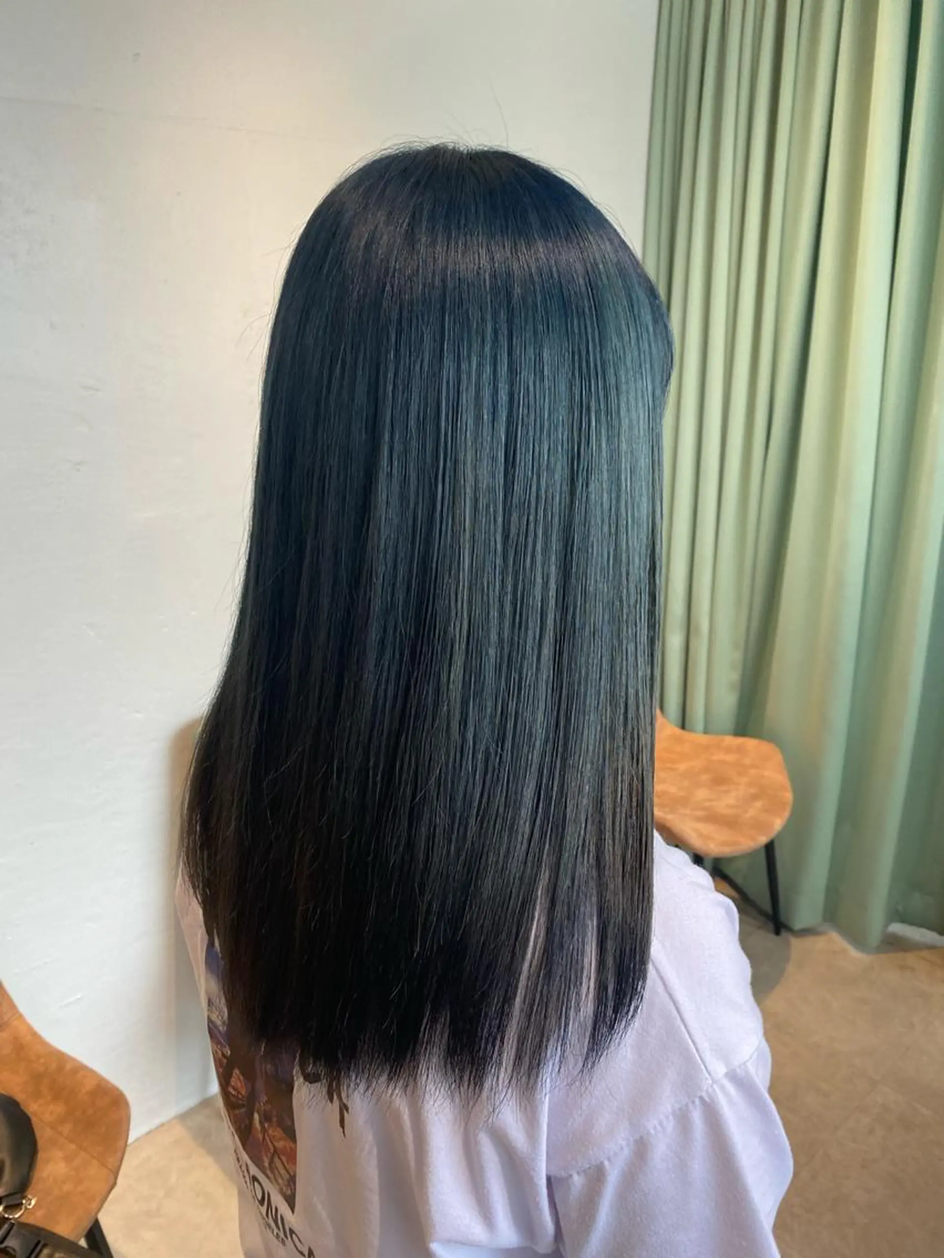 カラー ブリーチ ブルーカラー ハイトーンカラー Marin🔖 /学生人気No. 1のヘアスタイル