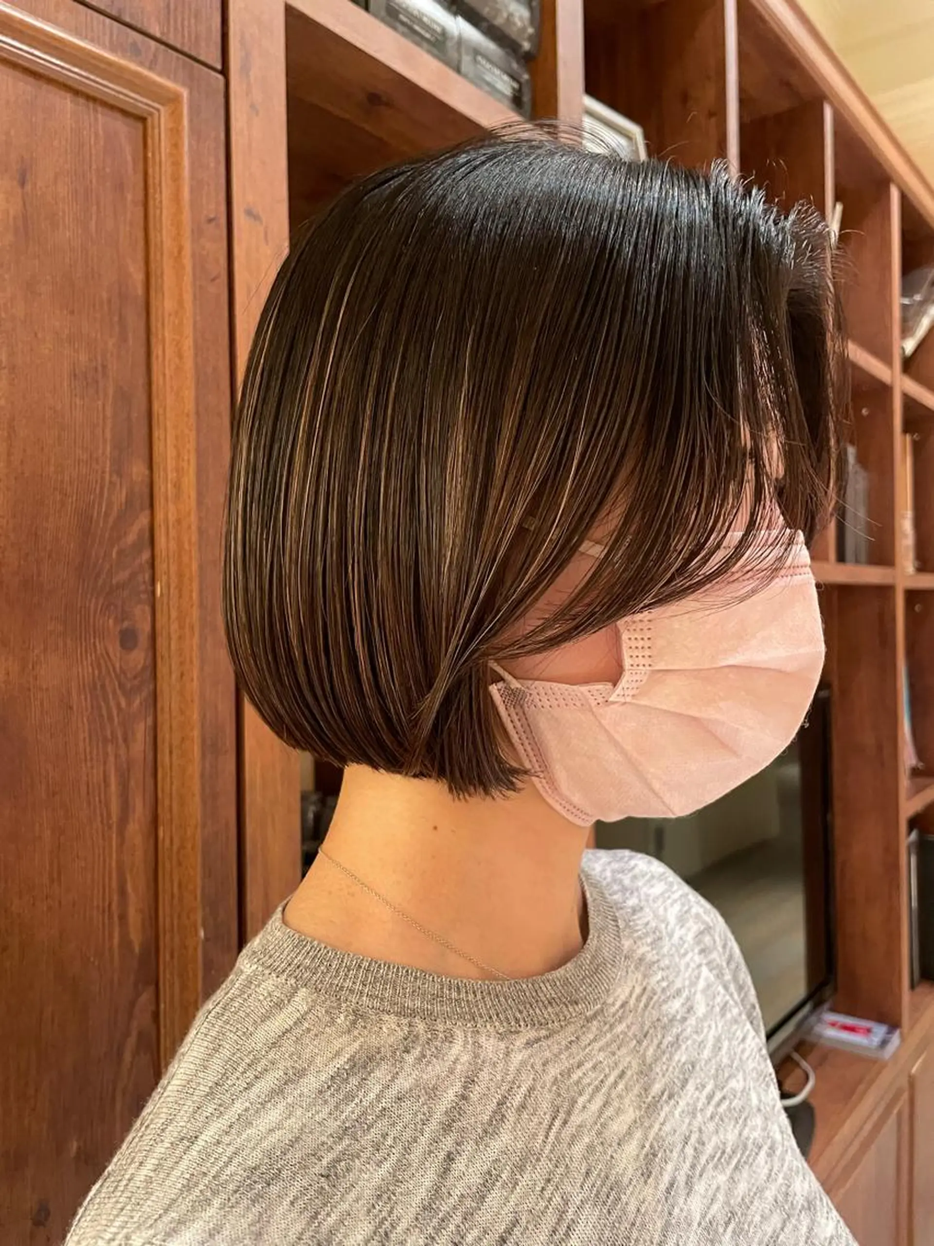 カラー ボブ ボブ ホノカのヘアスタイル