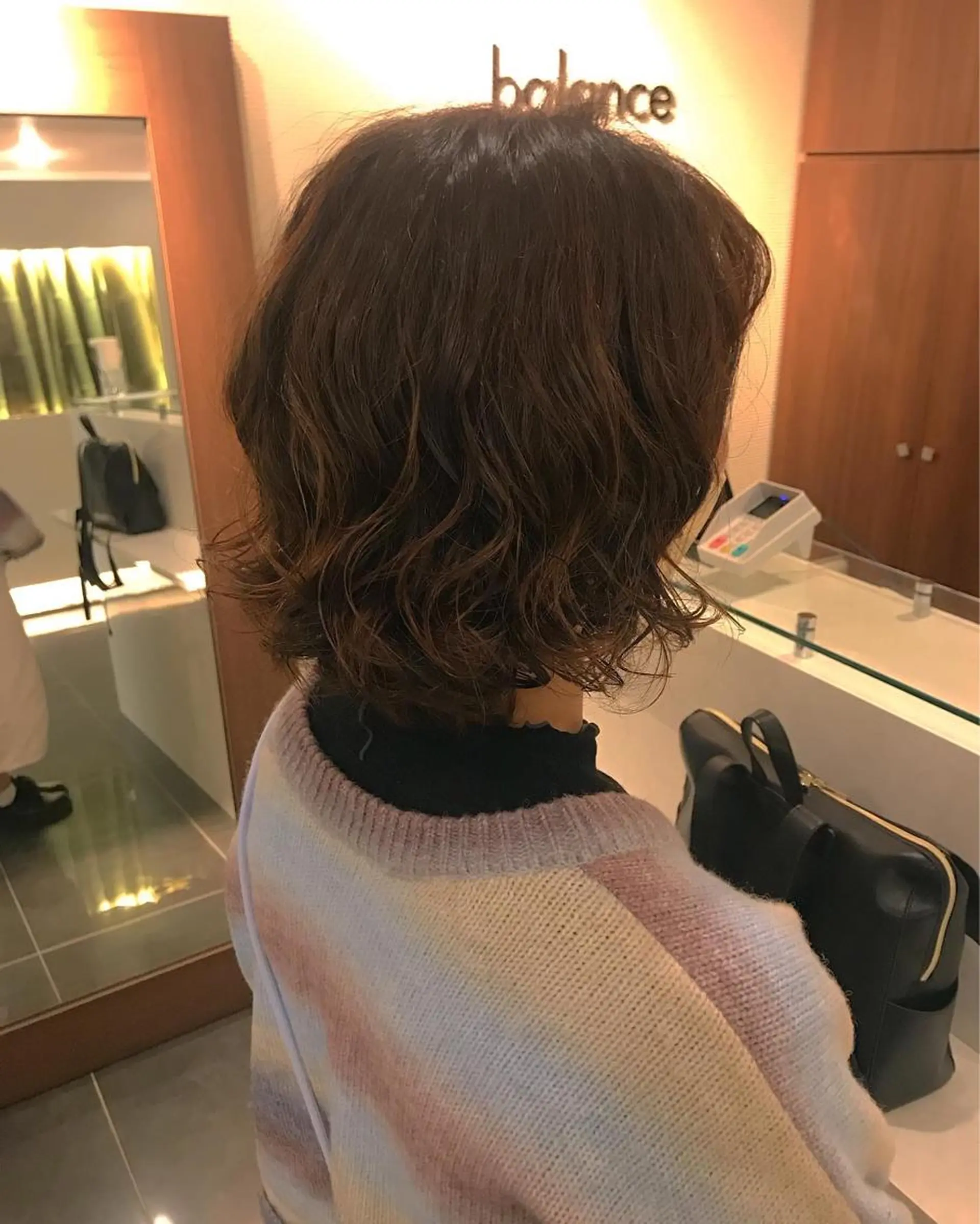 ショート カラー パーマ チーフデザイナー 若林　麻衣のヘアスタイル