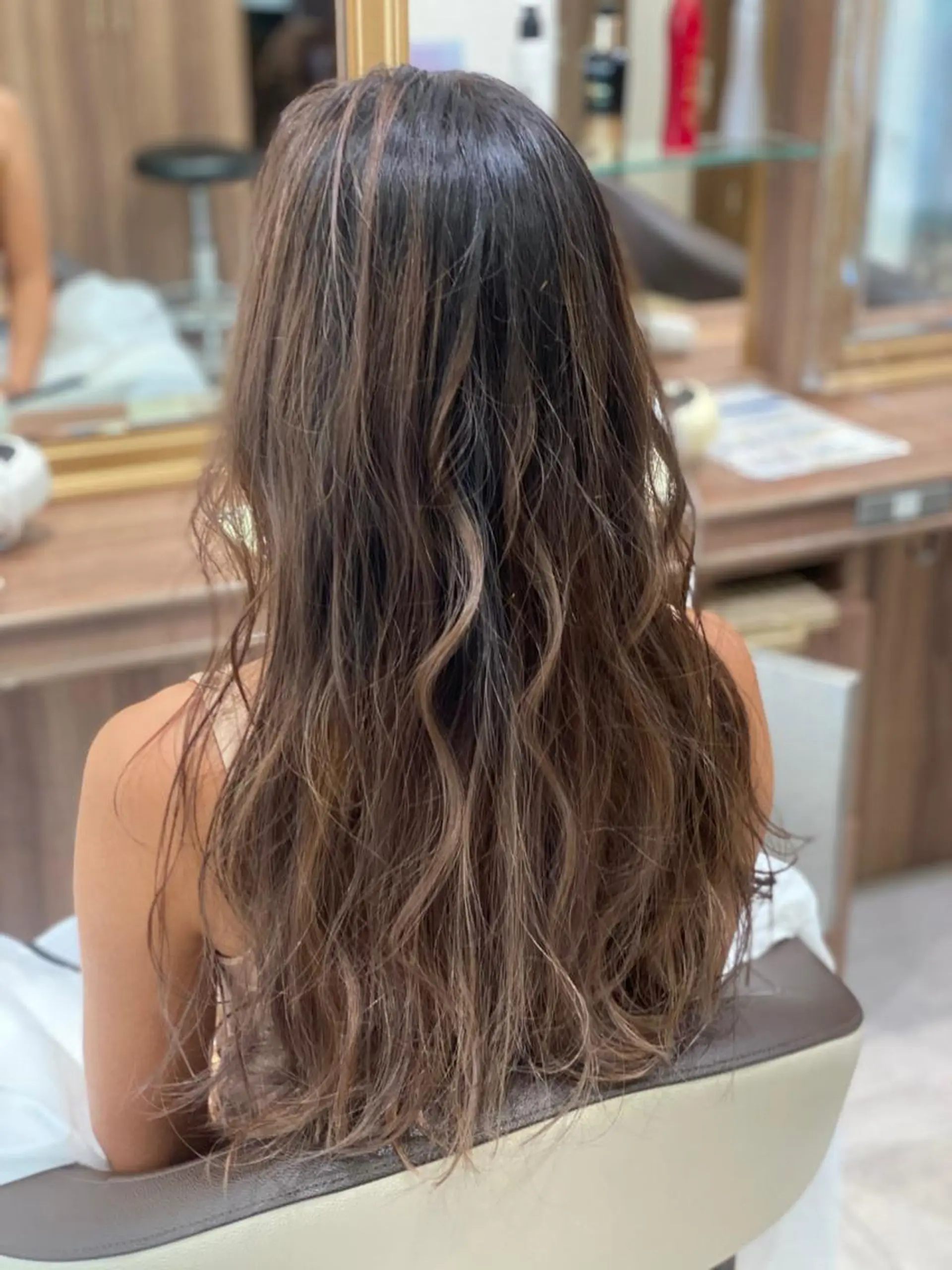 ロング カラー バレイヤージュ レイヤーカット 💎大人ハイライト 💎上杉一也💎のヘアスタイル