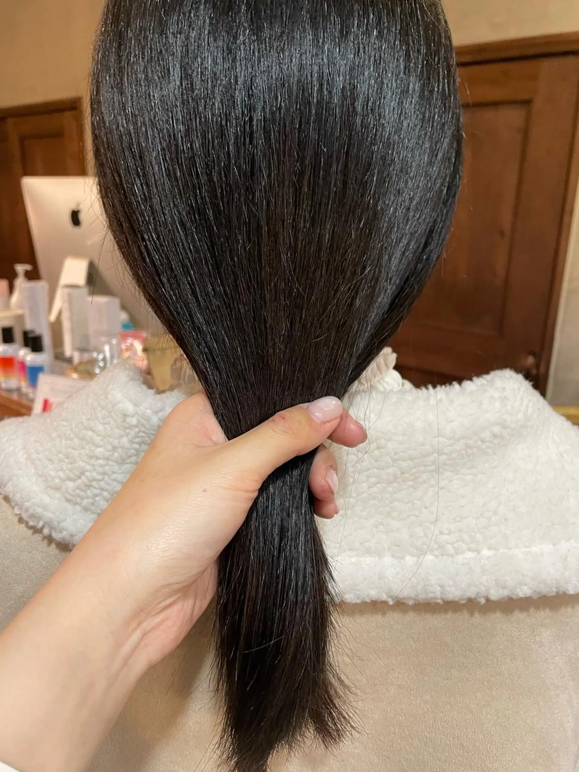 ロング 石田 まいやのヘアスタイル