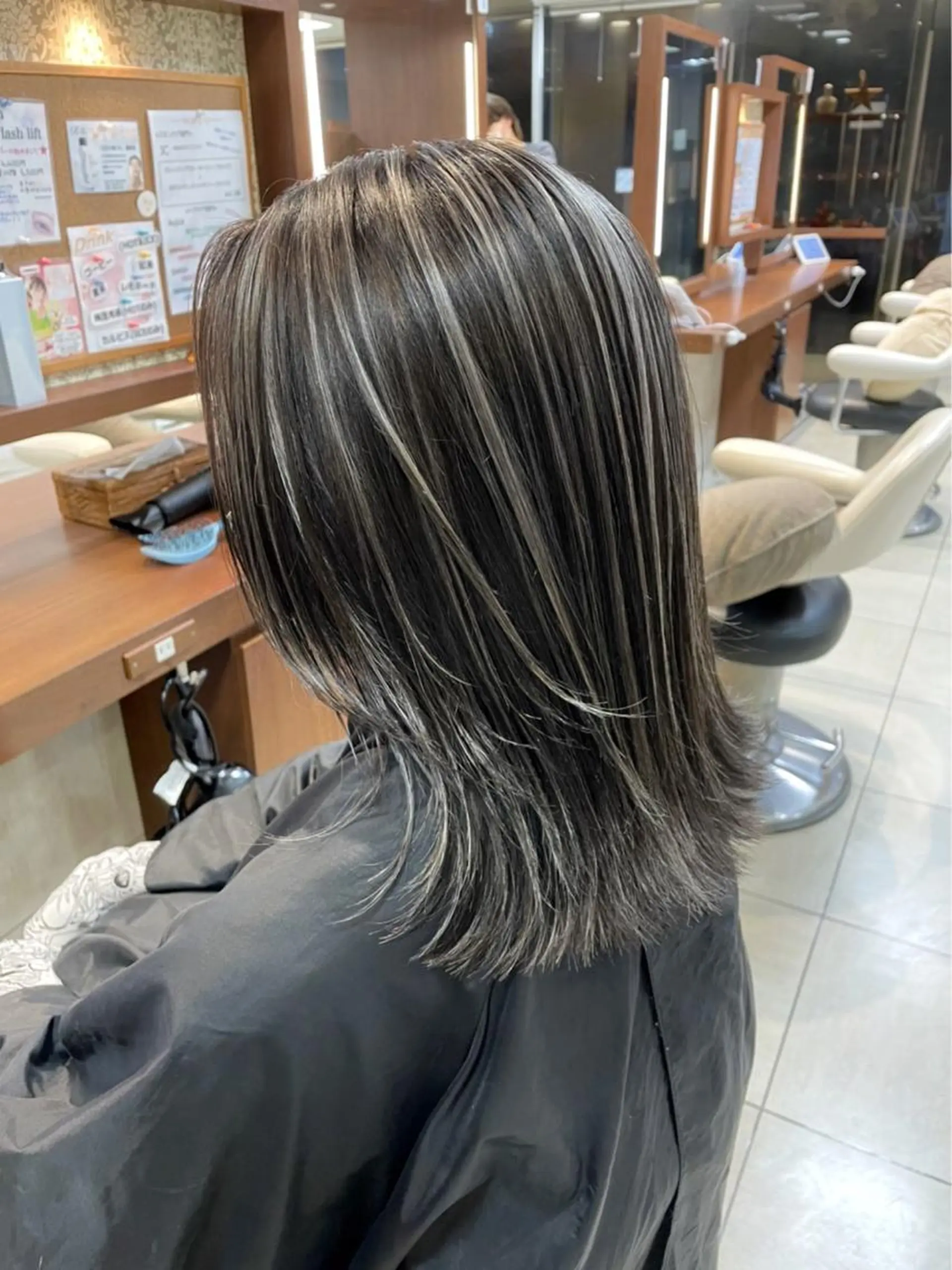 ミディアム カラー ブリーチ指名No.1 Daikiのヘアスタイル