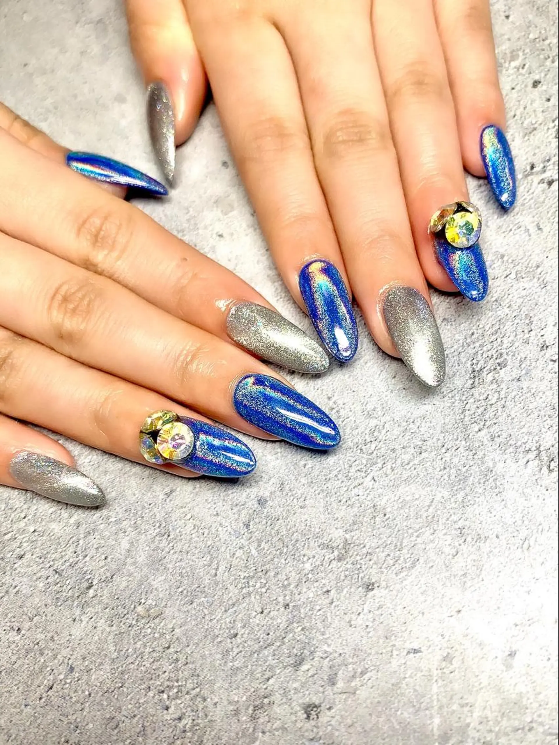 ネイル マグネットネイル ハンドネイル clover nailのネイルデザイン