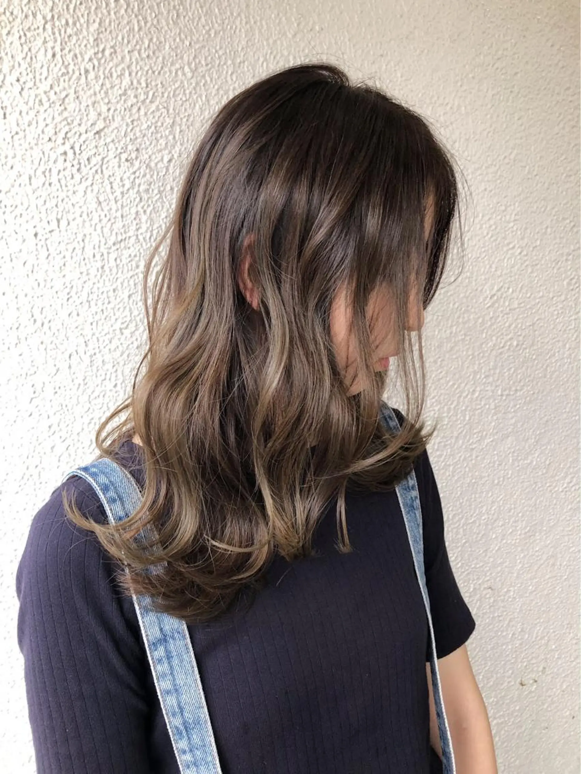 セミロング カラー ヘアアレンジ アッシュ ベージュカラー グレージュ universe tokyoのヘアスタイル