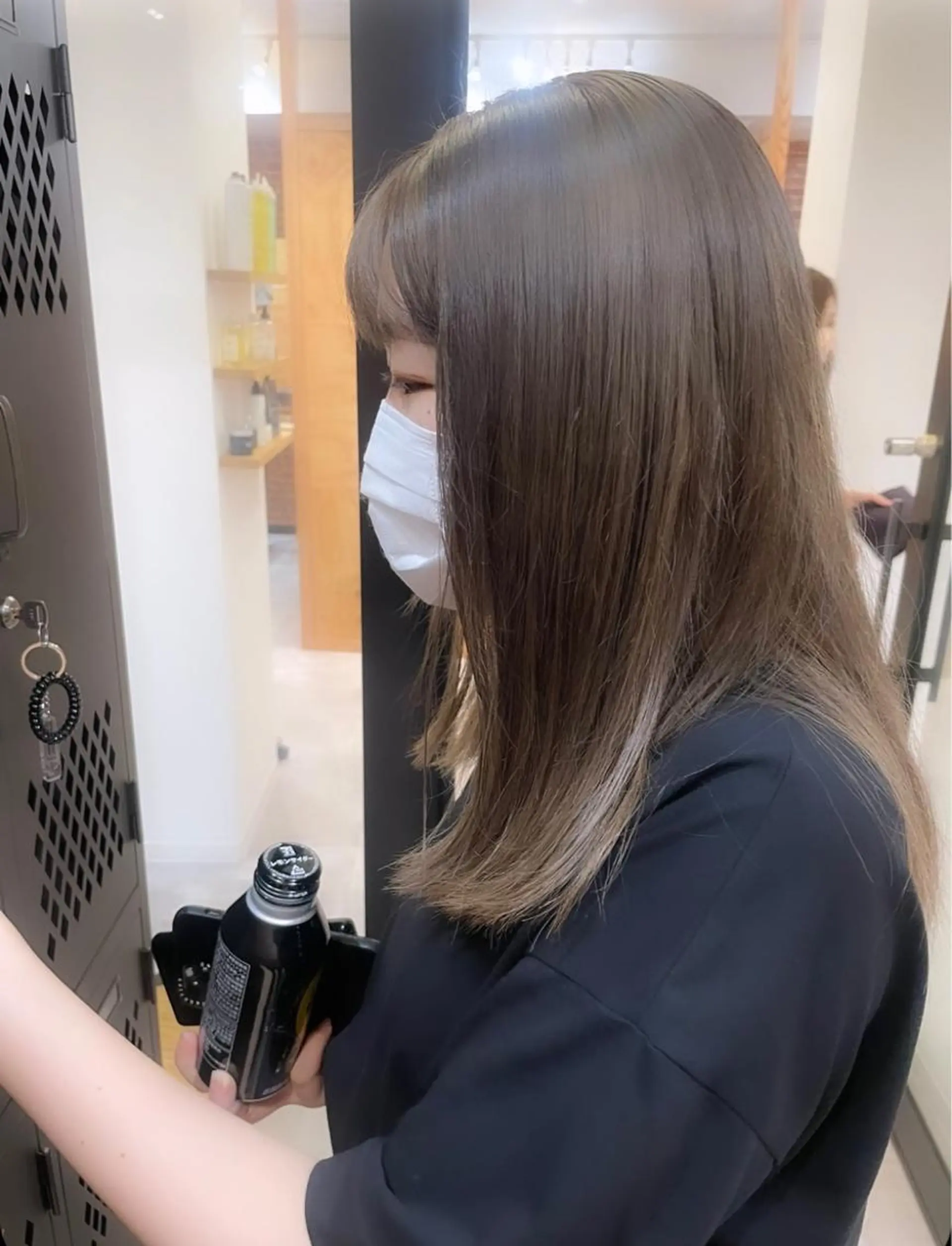 セミロング セミロングパーマ ボブ デート ハイライト 髪質改善 カット ヘアカラー トリートメント 【20代ダメージ毛に 髪質改善】のヘアスタイル