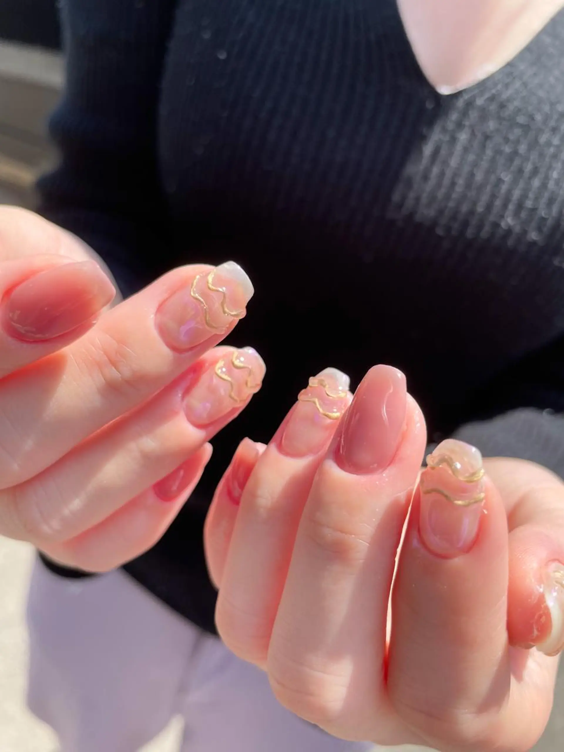 ネイル オーロラネイル nailatelier elsol.所属・atelier elsol.のネイルデザイン