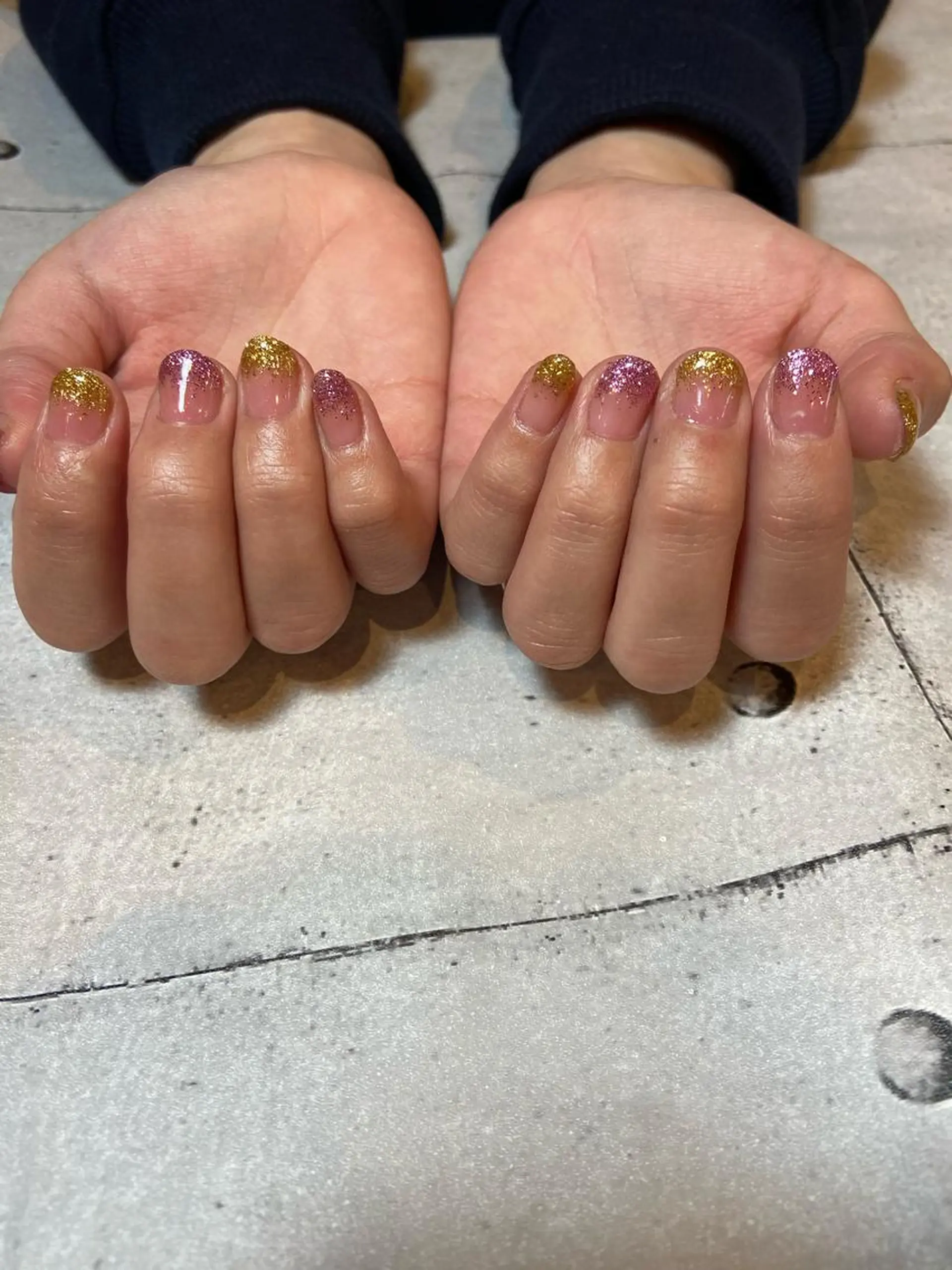 ネイル アートネイル ブラウン ジェルネイル ラメ(グリッター) ラメグラデーション . unffのネイルデザイン