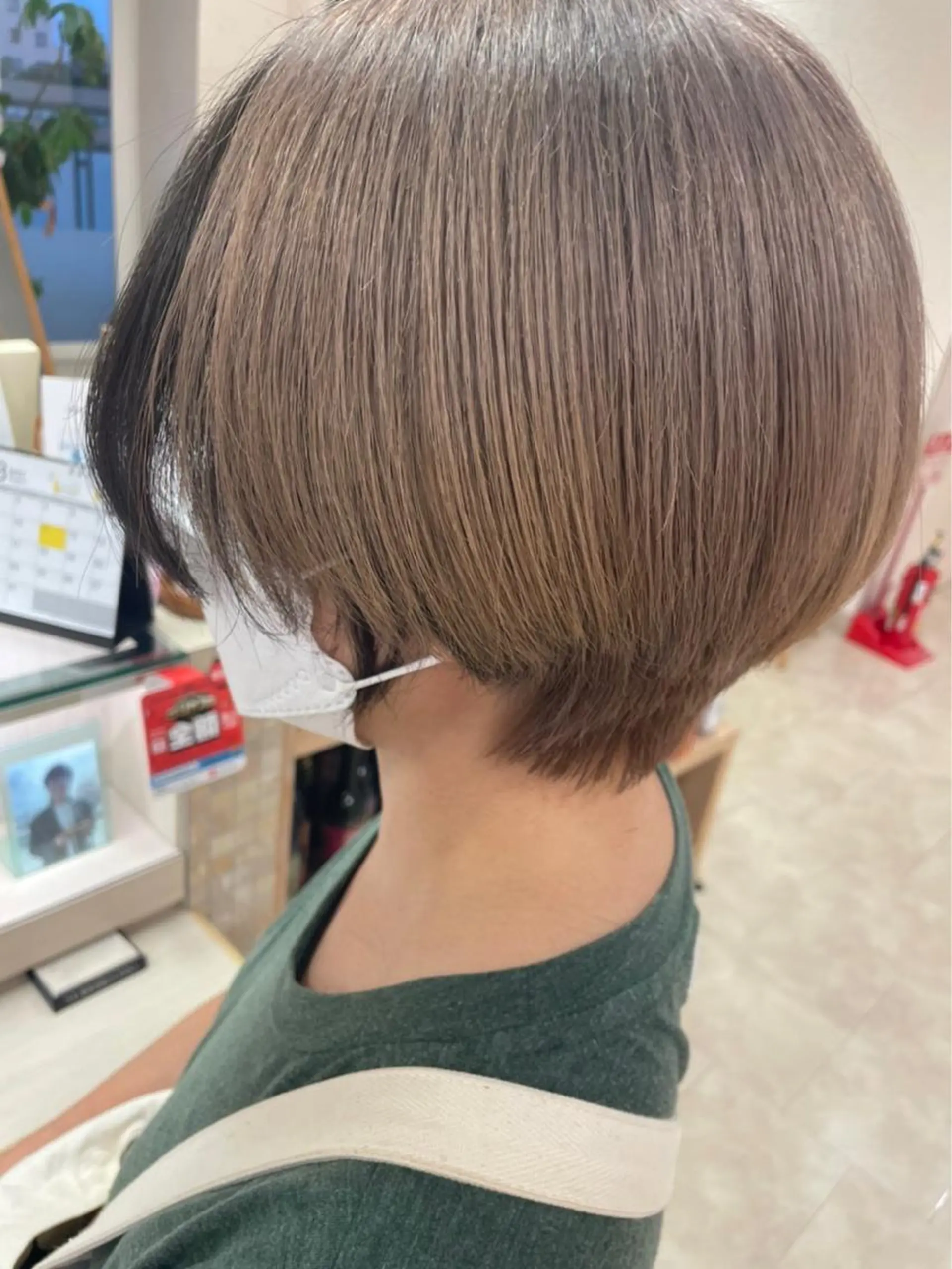 ショート カラー カット ヘアカラー トリートメント ヘアセット ハイトーン/ウルフ /レイヤー/坂野幸伸のヘアスタイル