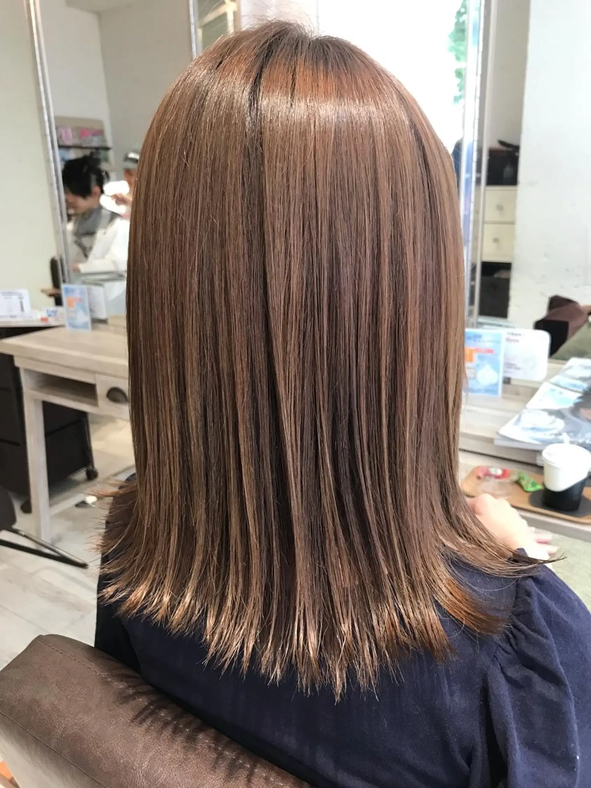 ミディアム ミルクティーベージュ 山本勝志のヘアスタイル