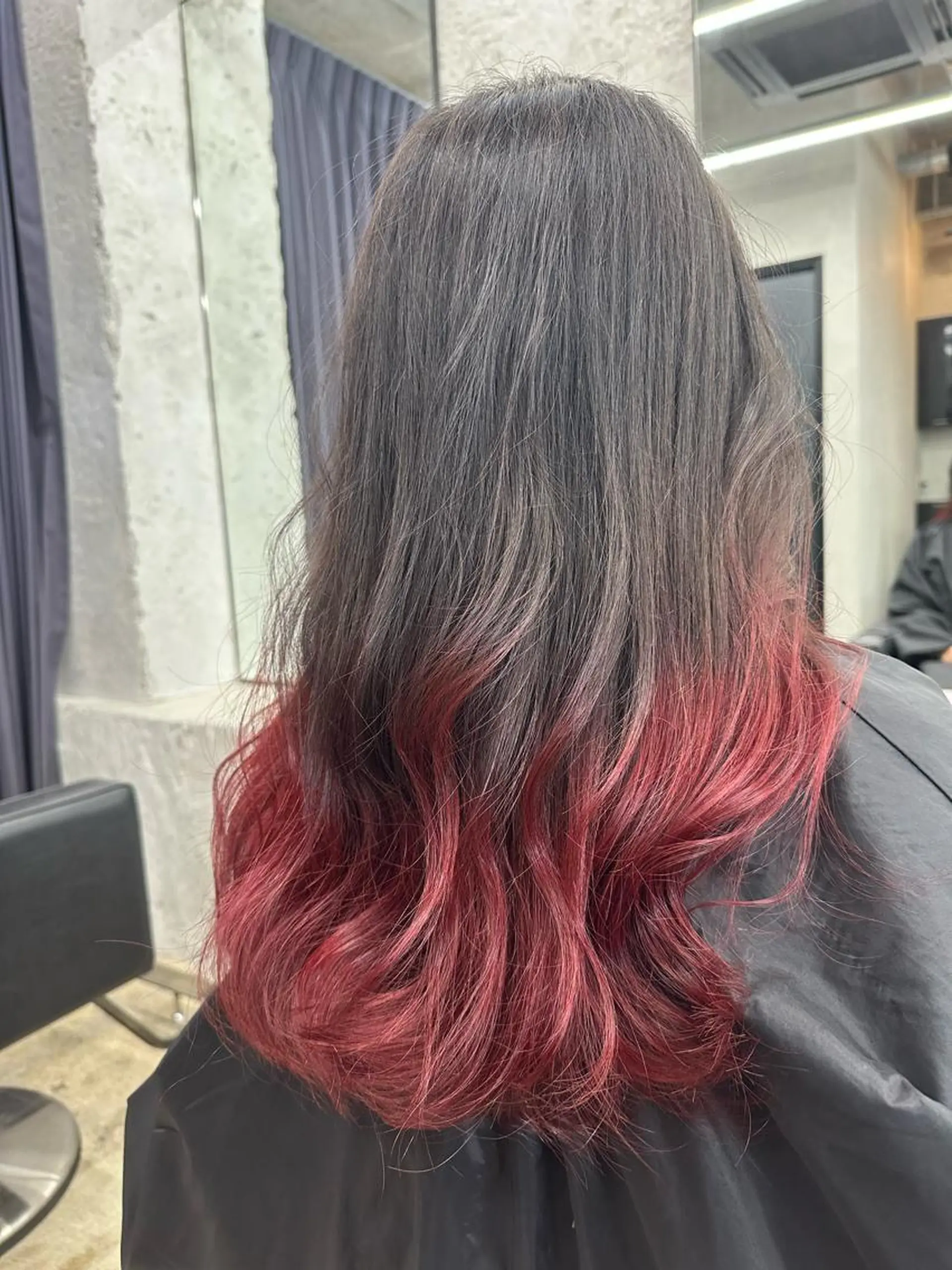 ロング カラー ピンクカラー レッドカラー LANDS所属・🪐LANDS🪐 福垣 海也のヘアスタイル