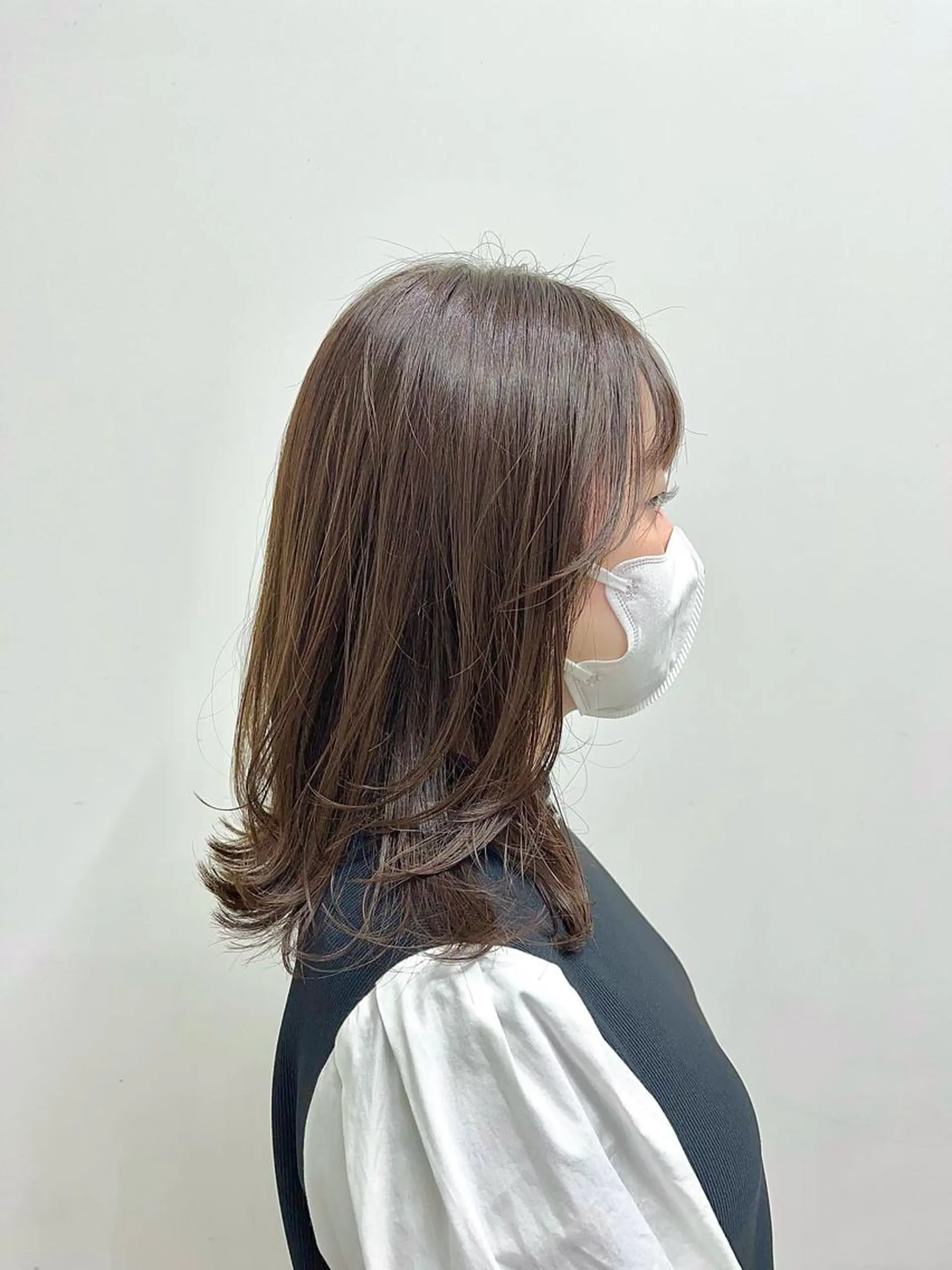 セミロング カラー カット ヘアカラー トリートメント 山本 佳奈のヘアスタイル