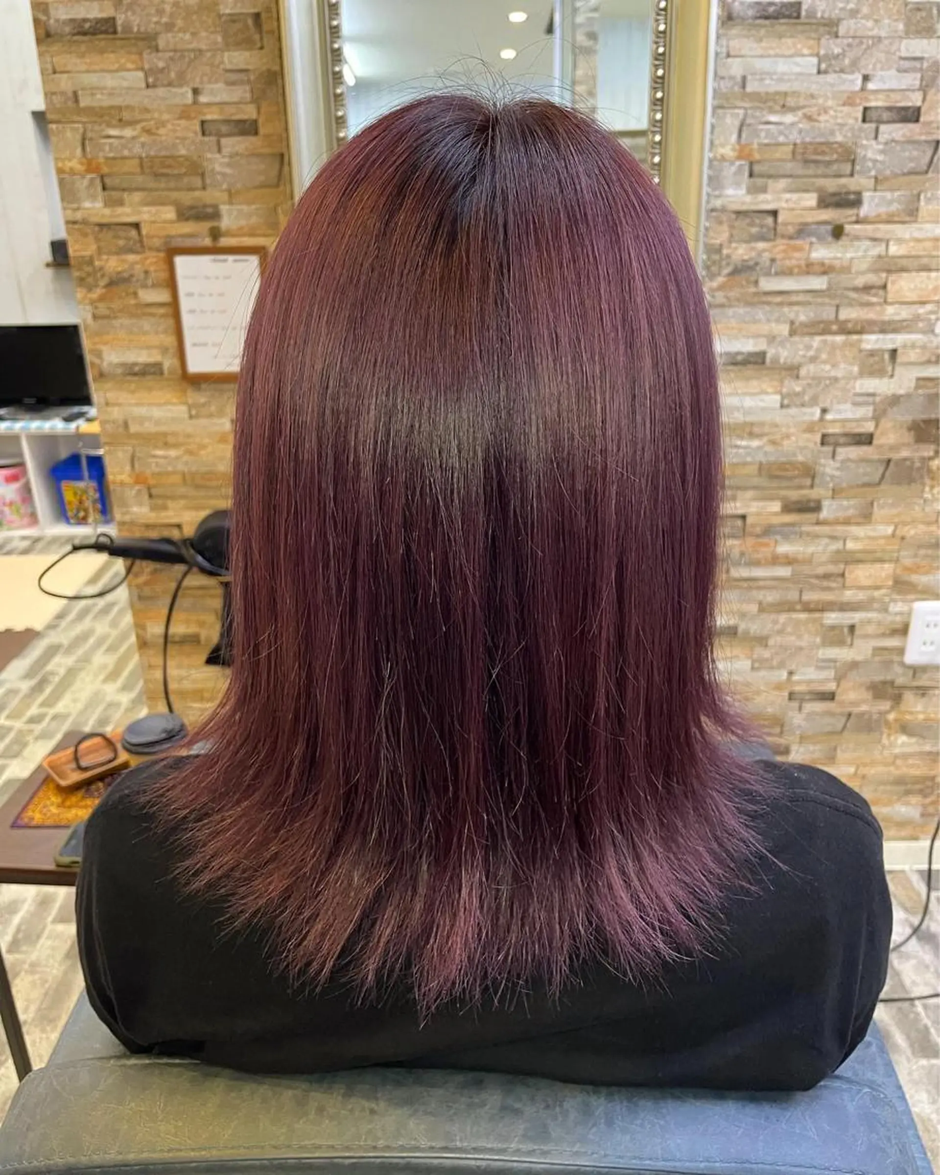 ミディアム カラー ラベンダーカラー 姫路アンメリーアン ダンのヘアスタイル