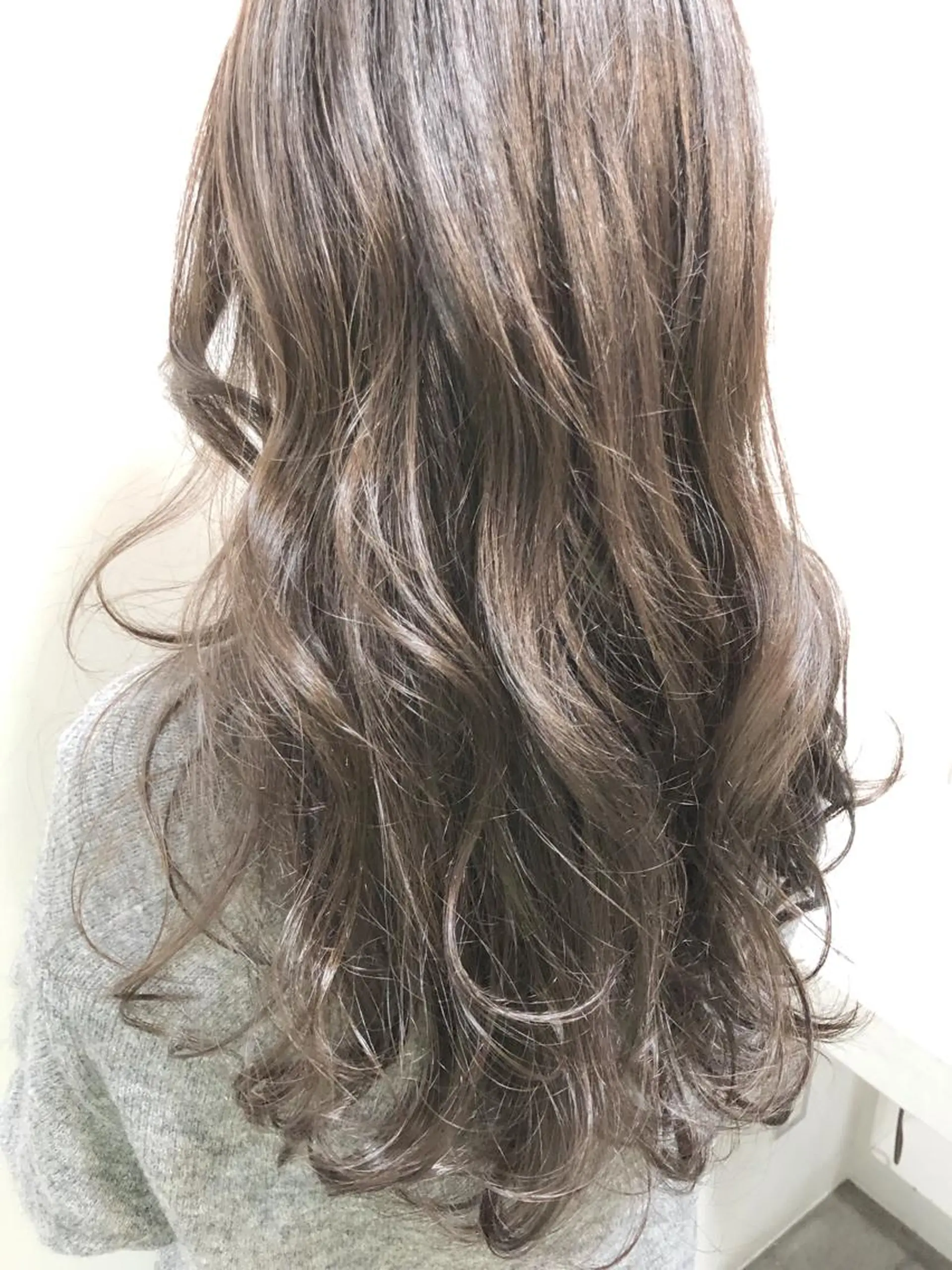 ロング カラー カット ヘアカラー トリートメント Mira 代表 SEKIのヘアスタイル