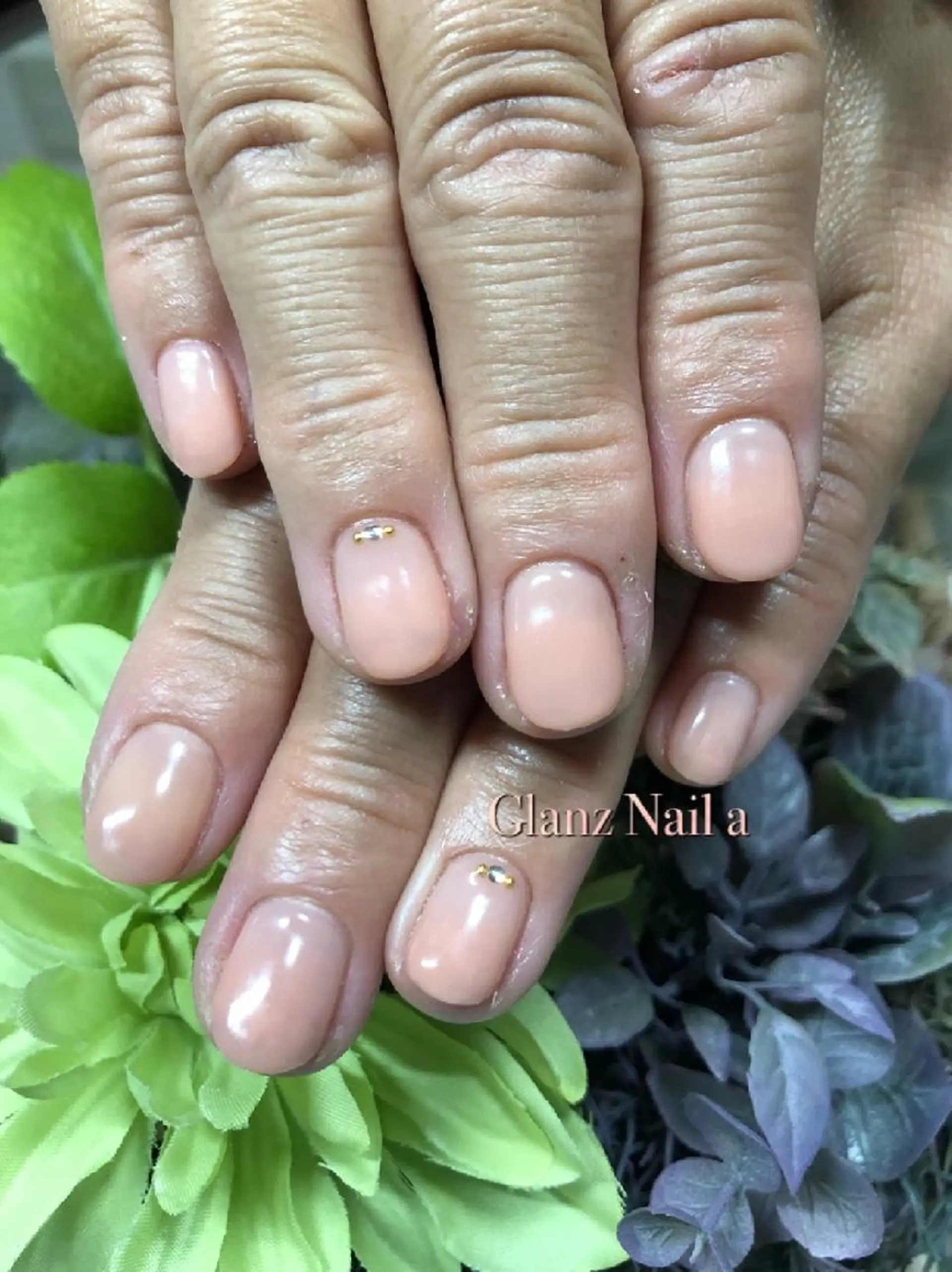 ネイル オフィスネイル ストーンネイル Glanz  Nail aのネイルデザイン