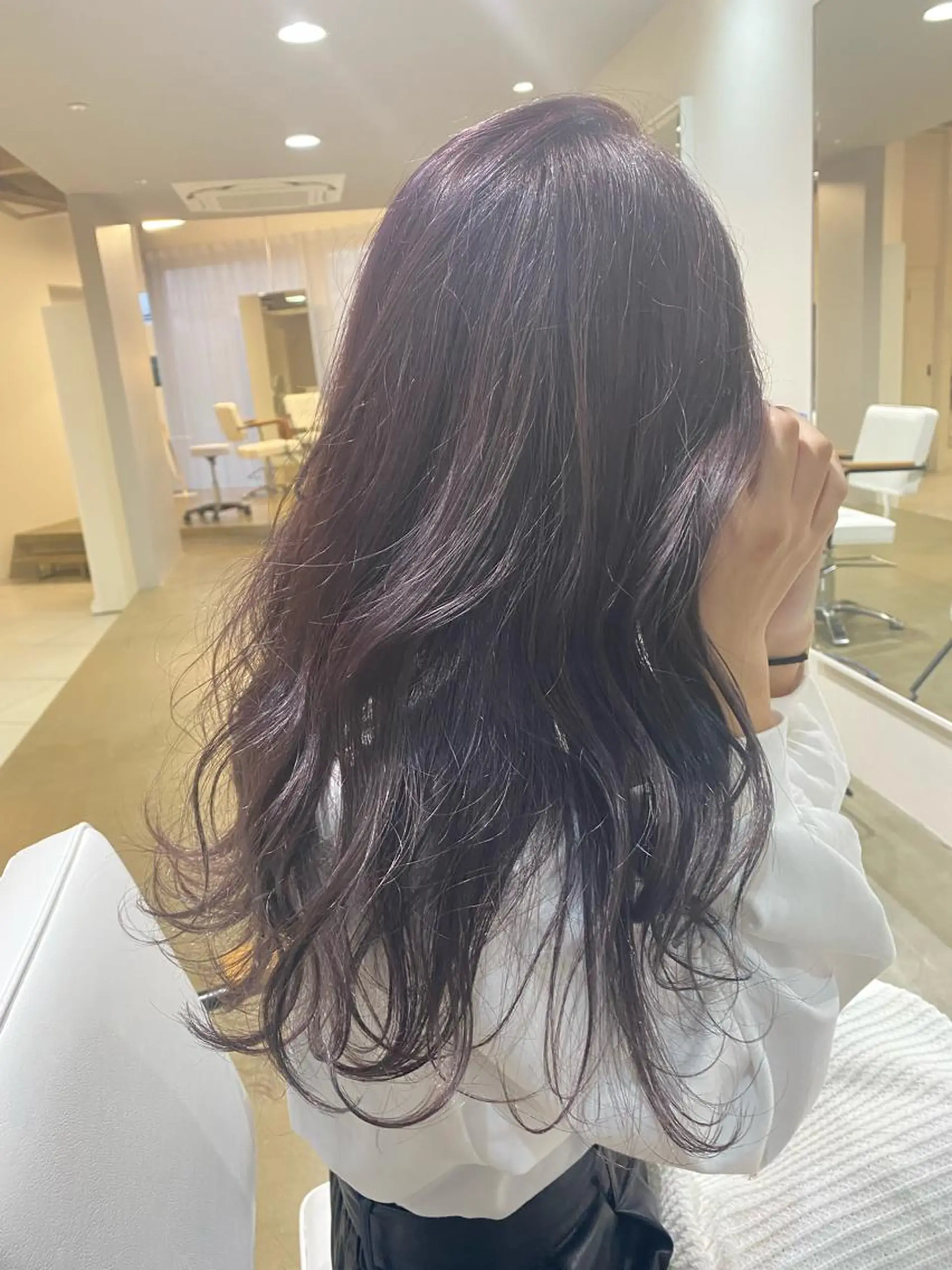 ロング I nagiのヘアスタイル