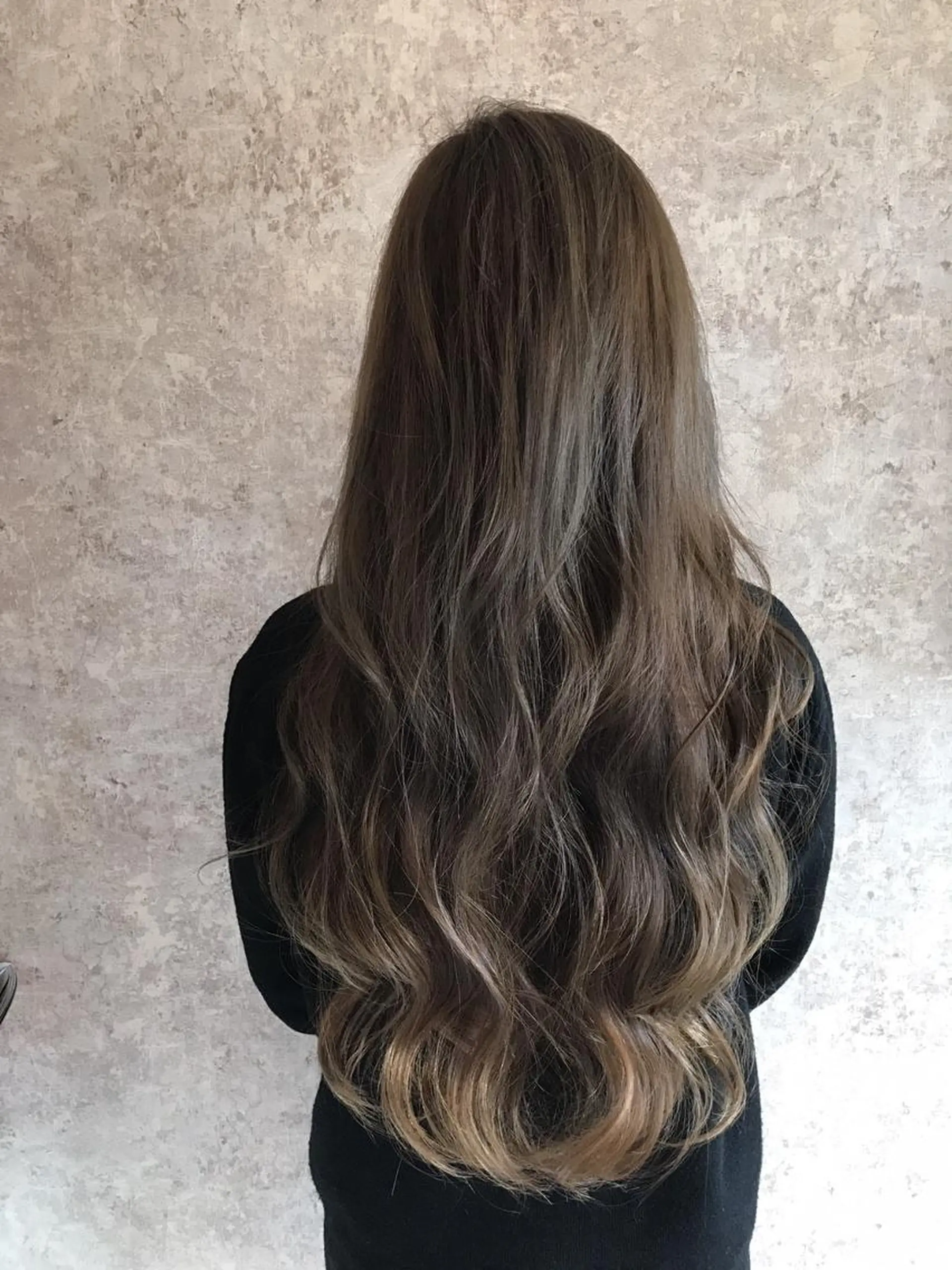 カラー due hair 京都駅前店 MILBON オージュア認定サロン【デューヘアー】所属・ハイトーンブリーチ 土坂　由志【京都】のヘアスタイル