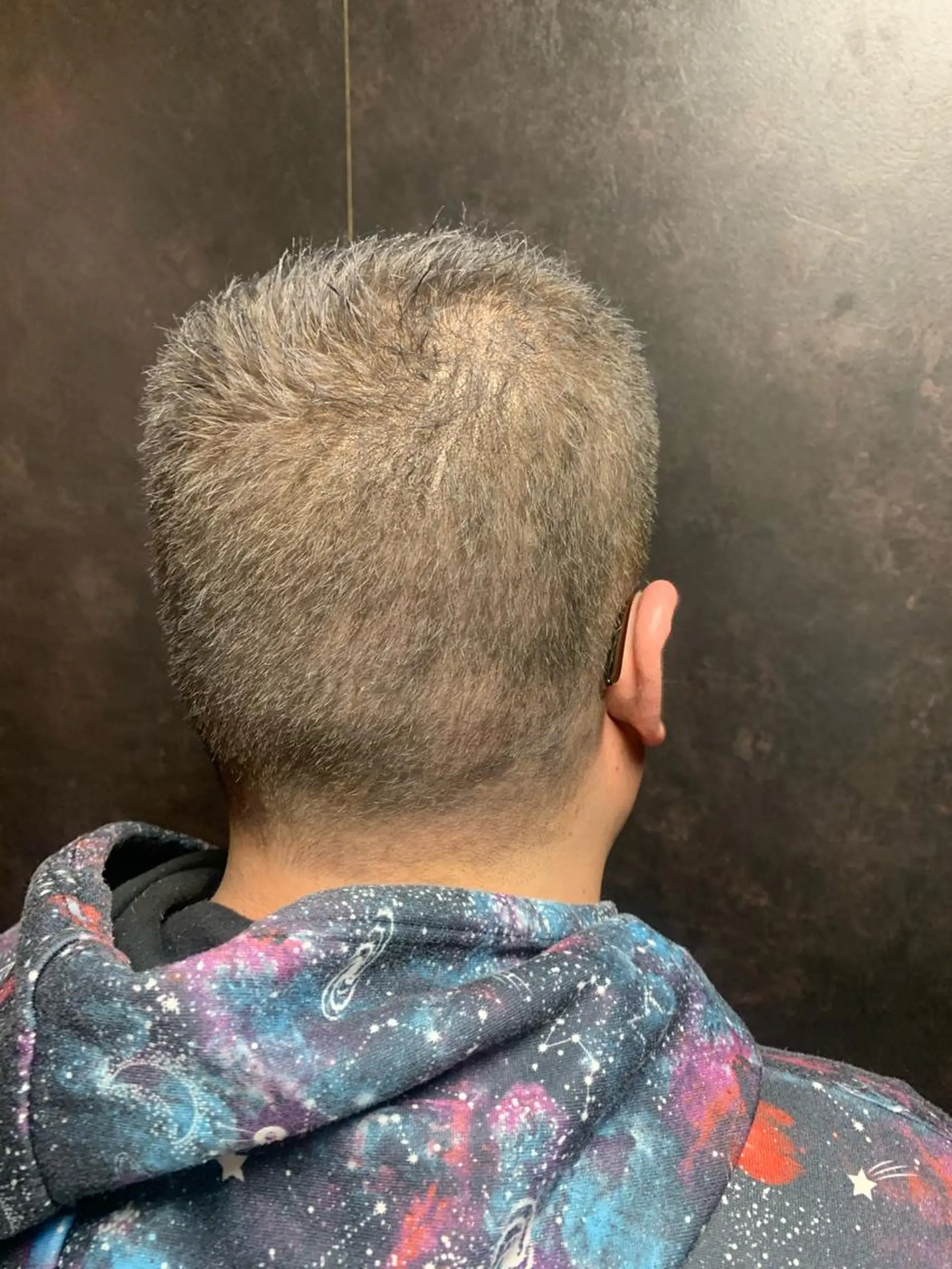 ショート カラー ブリーチ シルバー HIRO GINZA新橋店所属・山内 敢史のヘアスタイル