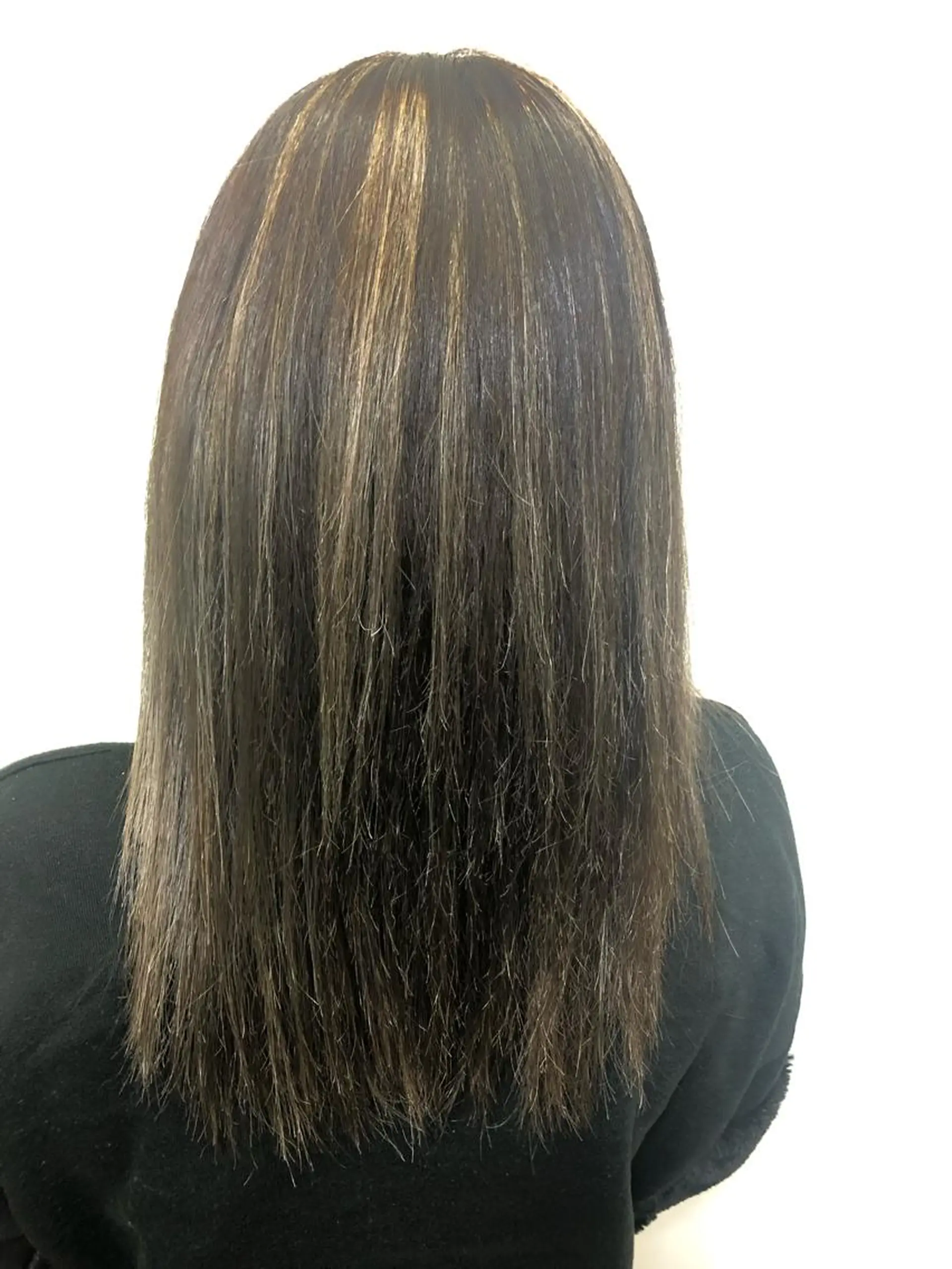 ロング カラー 芝田  望優のヘアスタイル