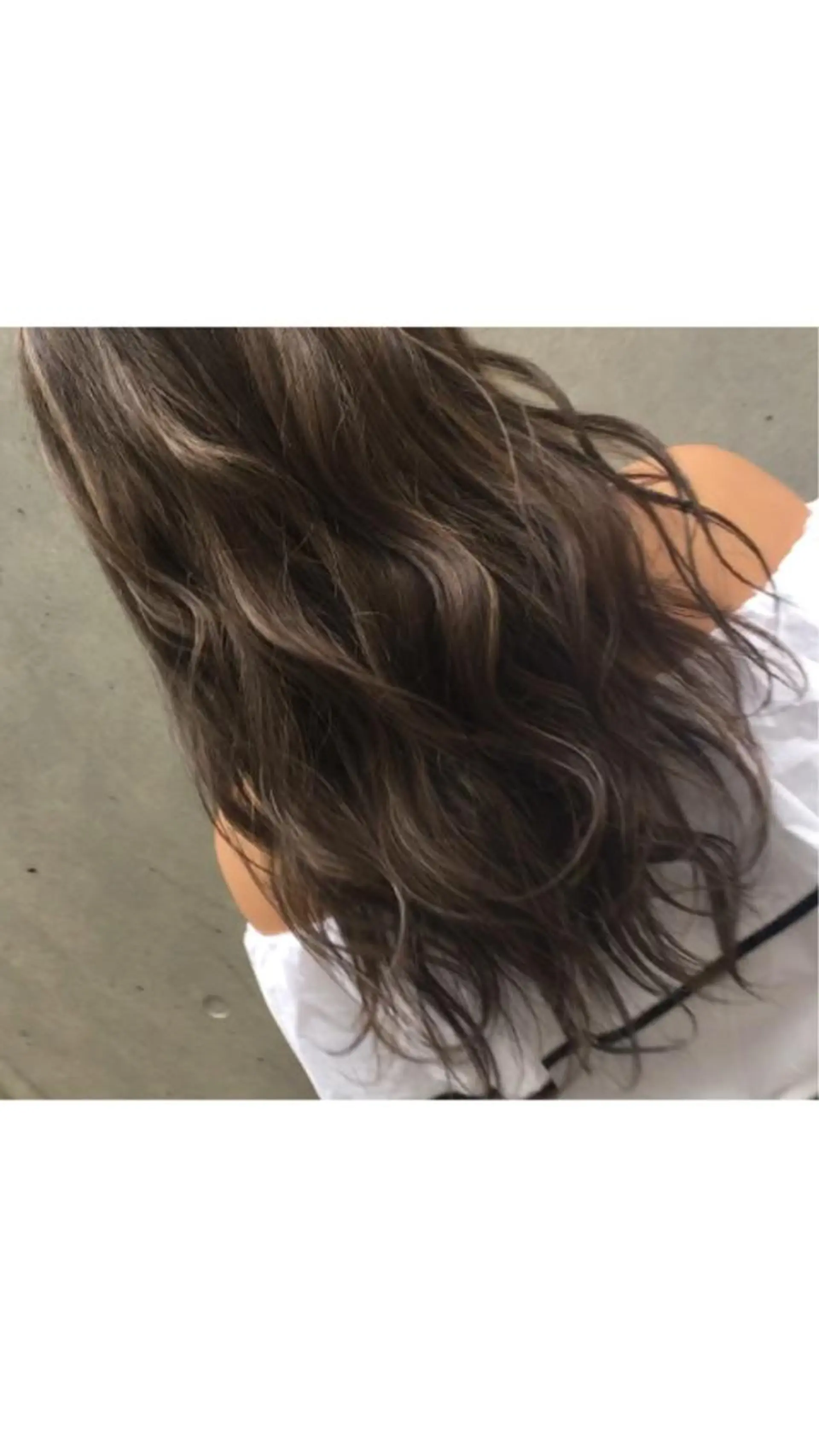 カラー 池本 弥桜のヘアスタイル